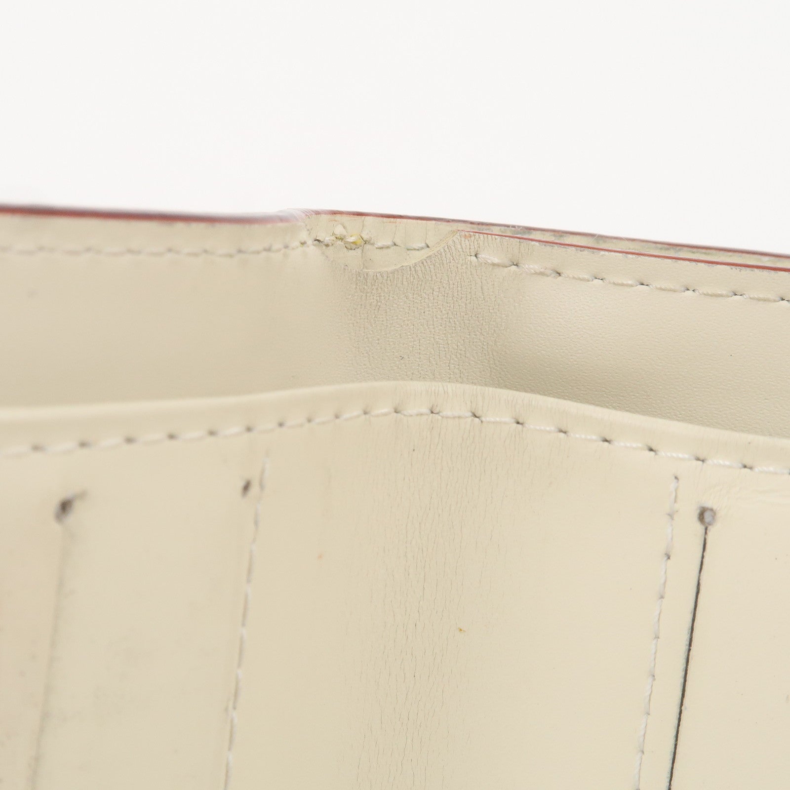 Louis Vuitton White Leather Suhali Compact Wallet Louis Vuitton