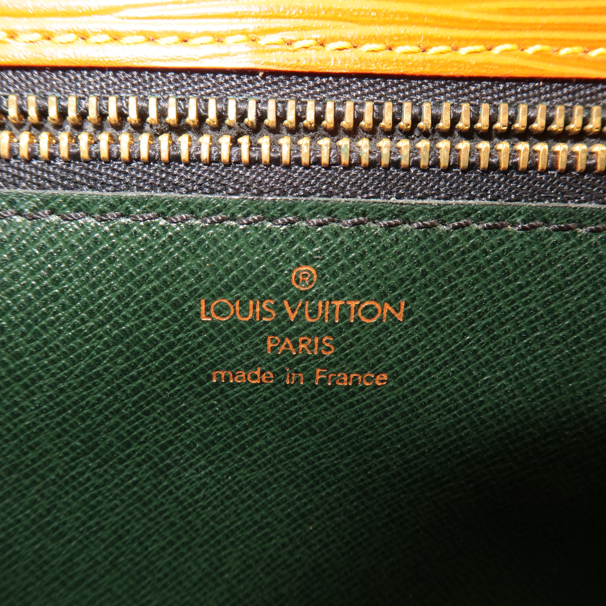 Louis Vuitton Epi Pochette Serie Dragonne M52612 Bag Clutch Second