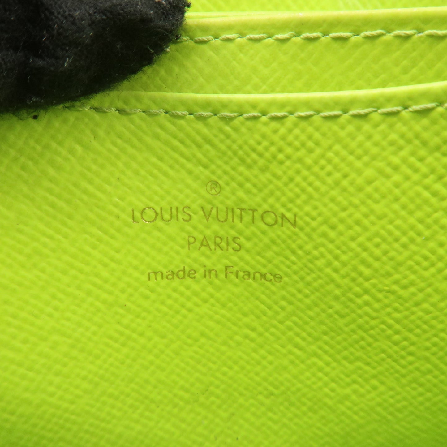 Louis Vuitton Monogram Graffiti Zippy Coin Case Coin Purse M93709