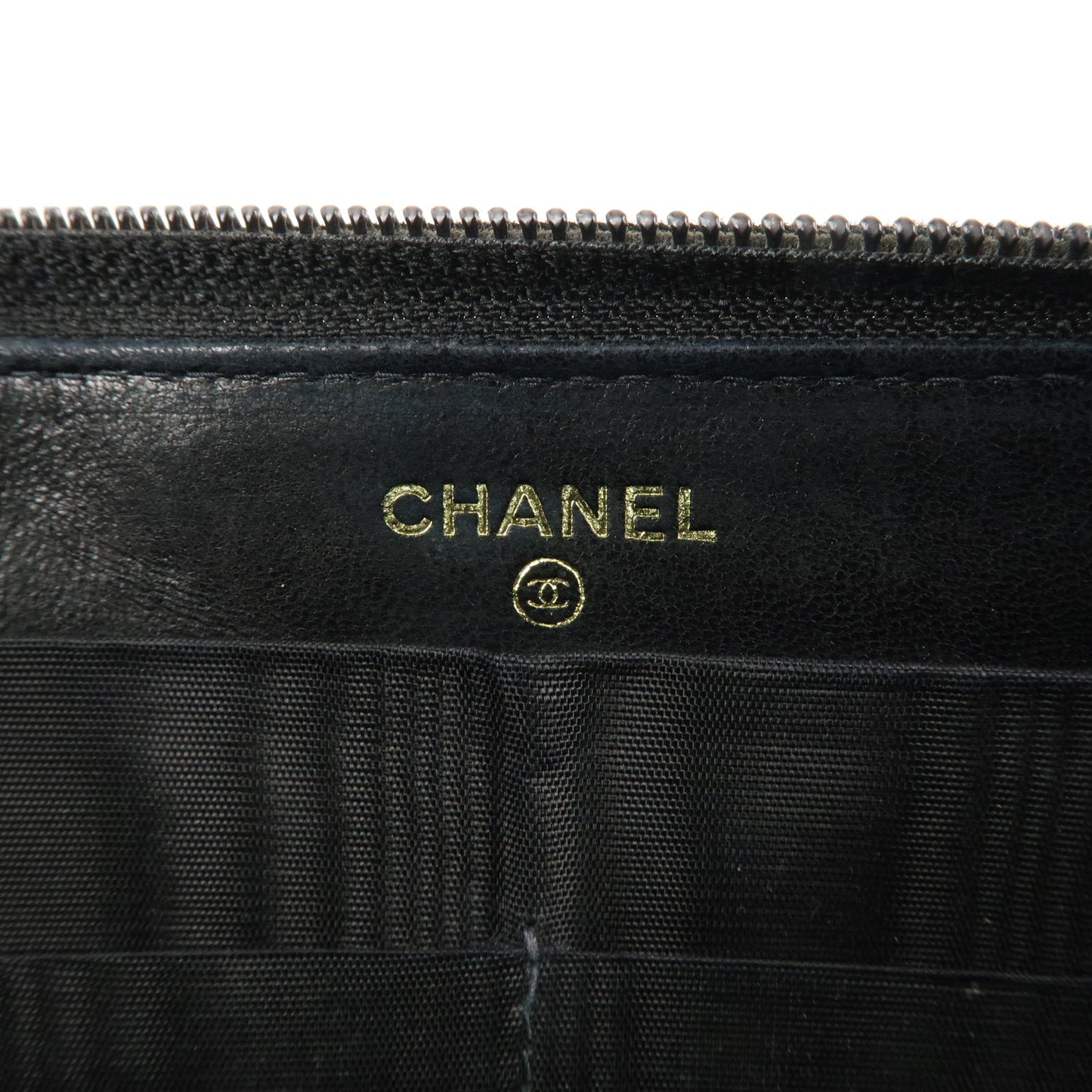 CHANEL Caviar Skin Round Zippy Long Wallet Black A13228