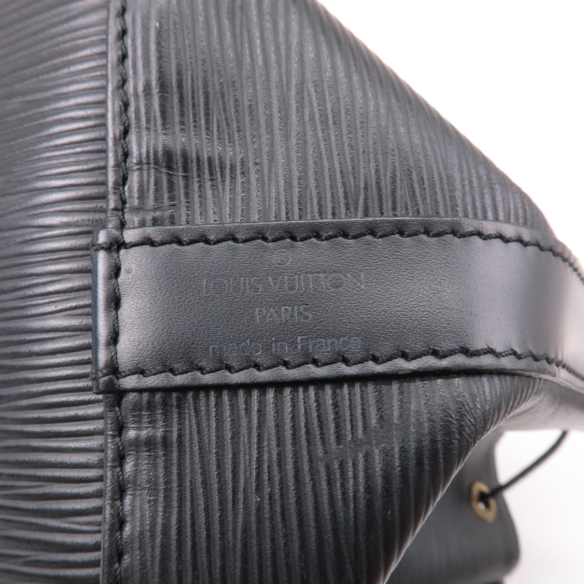 Louis Vuitton Petit Noe Epi Black M59012 – Timeless Vintage Company