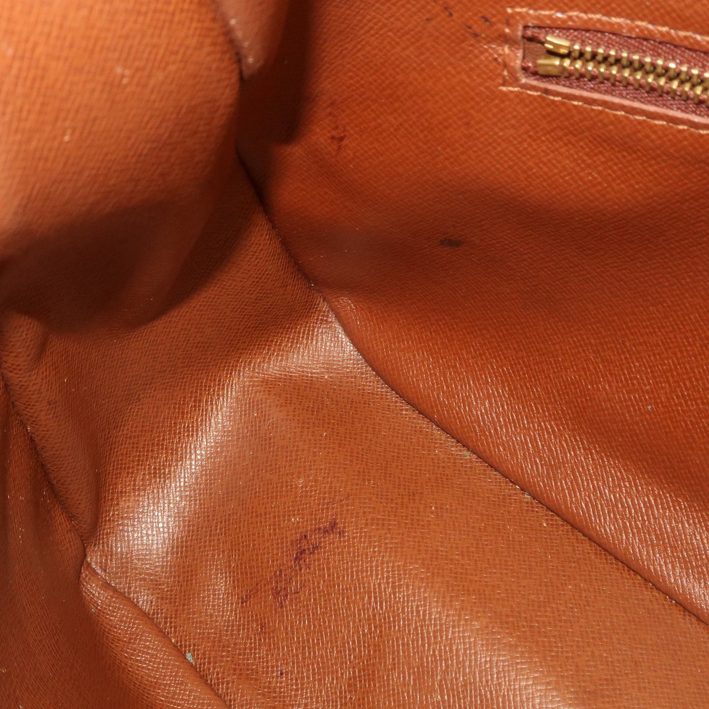 Louis Vuitton Monogram Boulogne 30 Shoulder Bag M51265