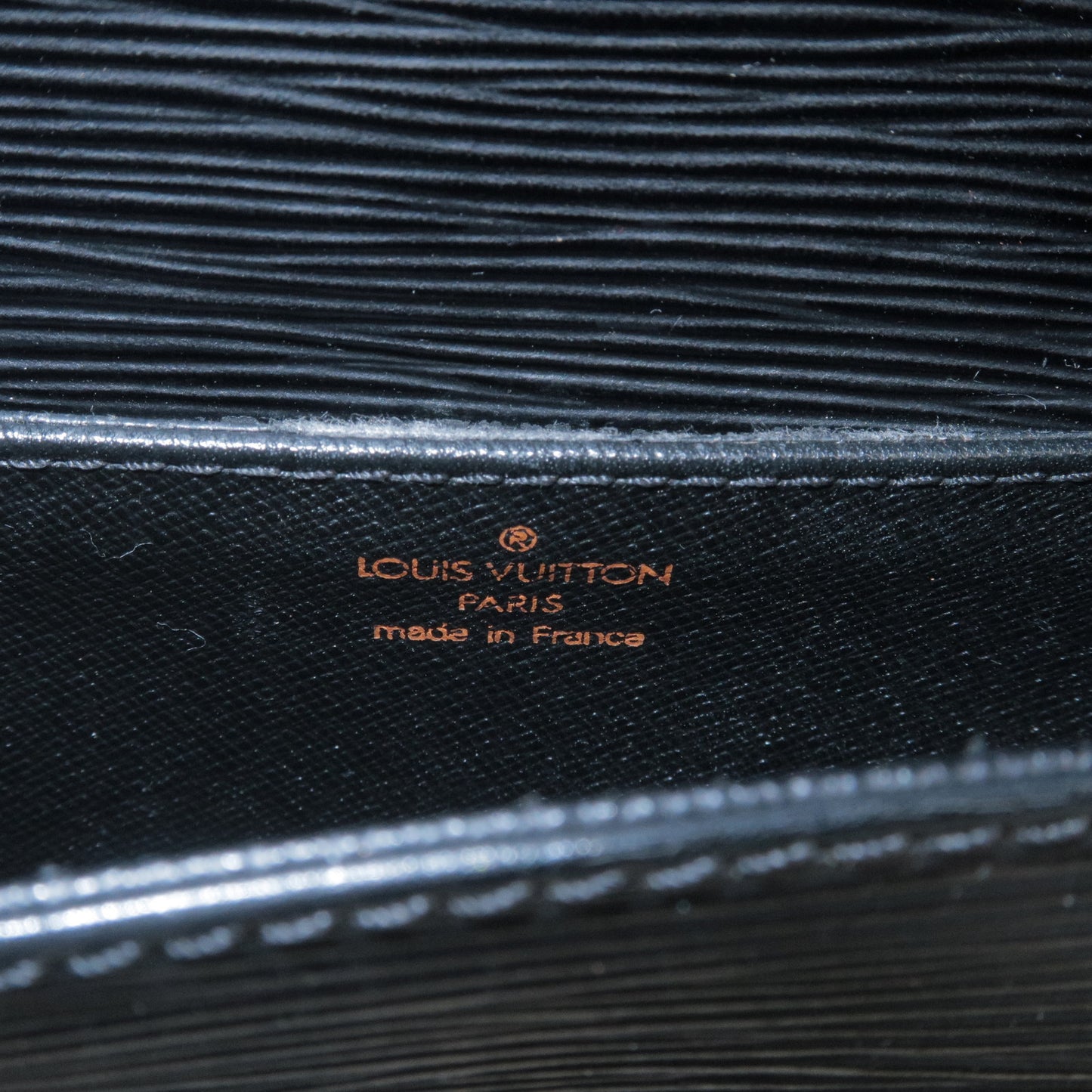 Louis Vuitton Epi Mini Saint Cloud Shoulder Bag Black M52212