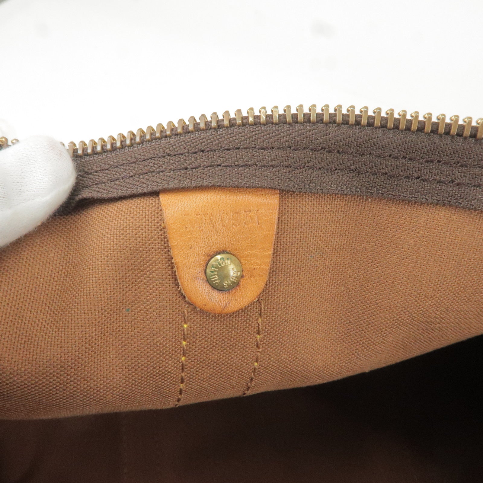 Bolso bandolera Louis Vuitton Trotteur en lona Monogram y cuero natural, Brown Louis Vuitton Monogram Keepall 60 Travel Bag