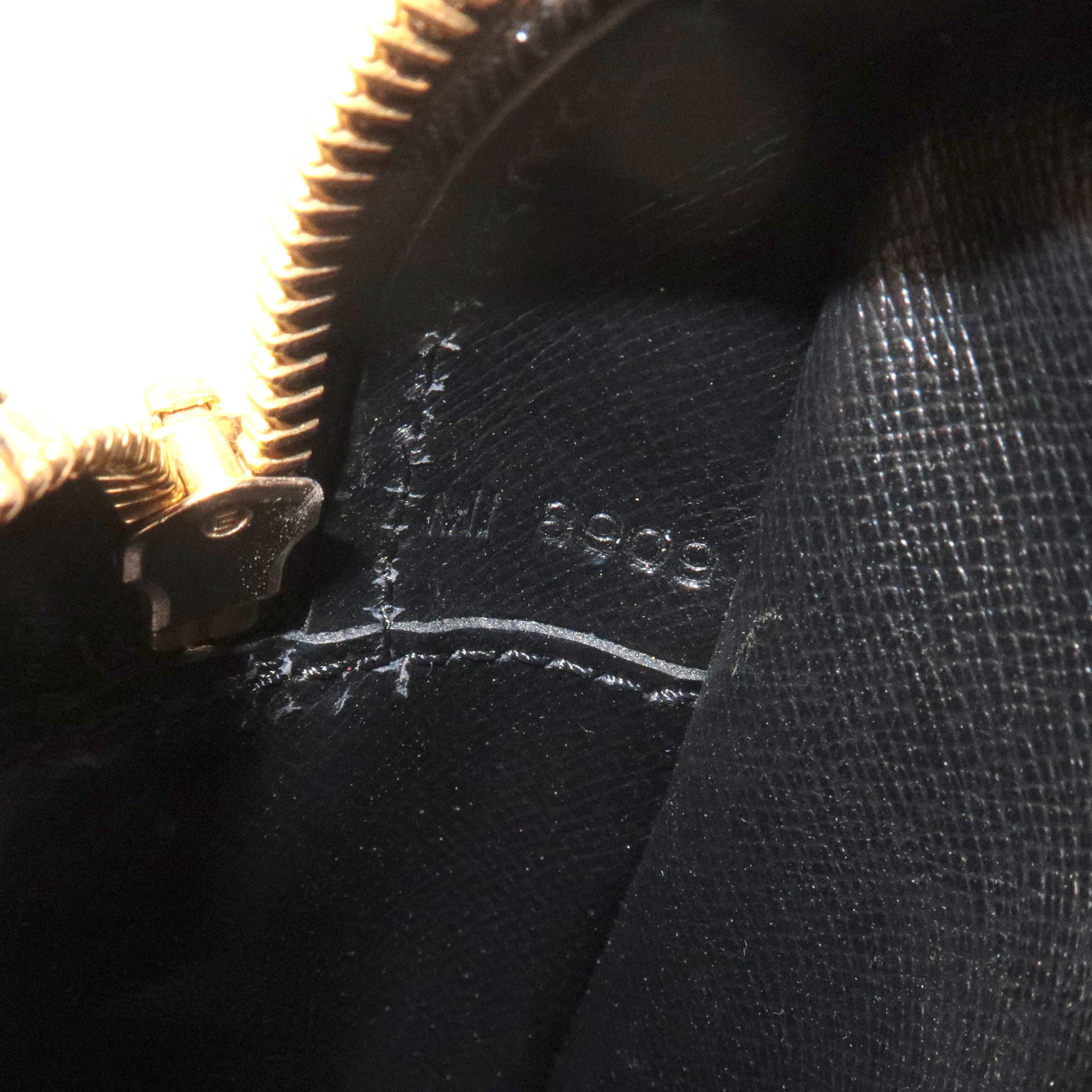 Louis Vuitton Epi Noir Trocadero 27