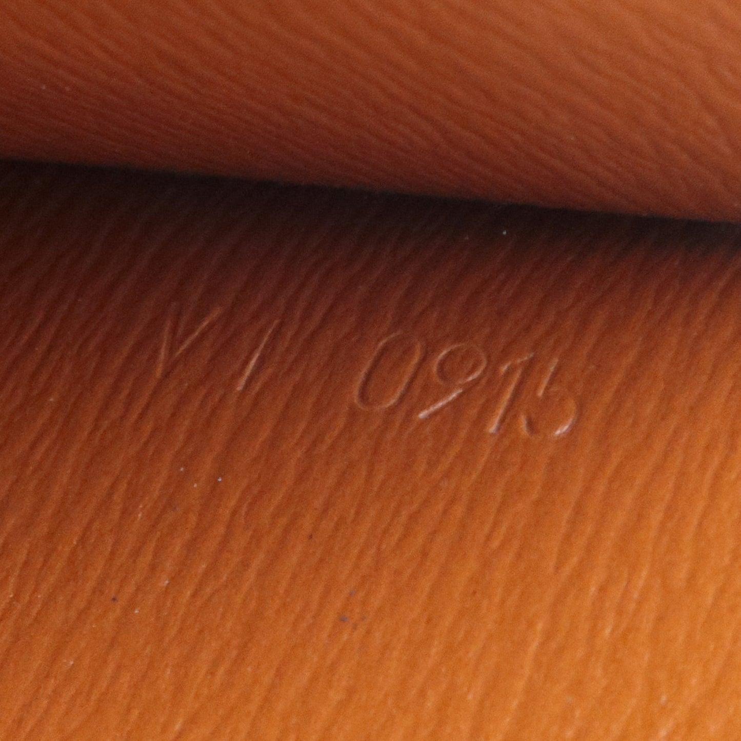 Louis Vuitton Capucines M52343 Kenyan Brown Epi Vi0915 Shoulder Bag