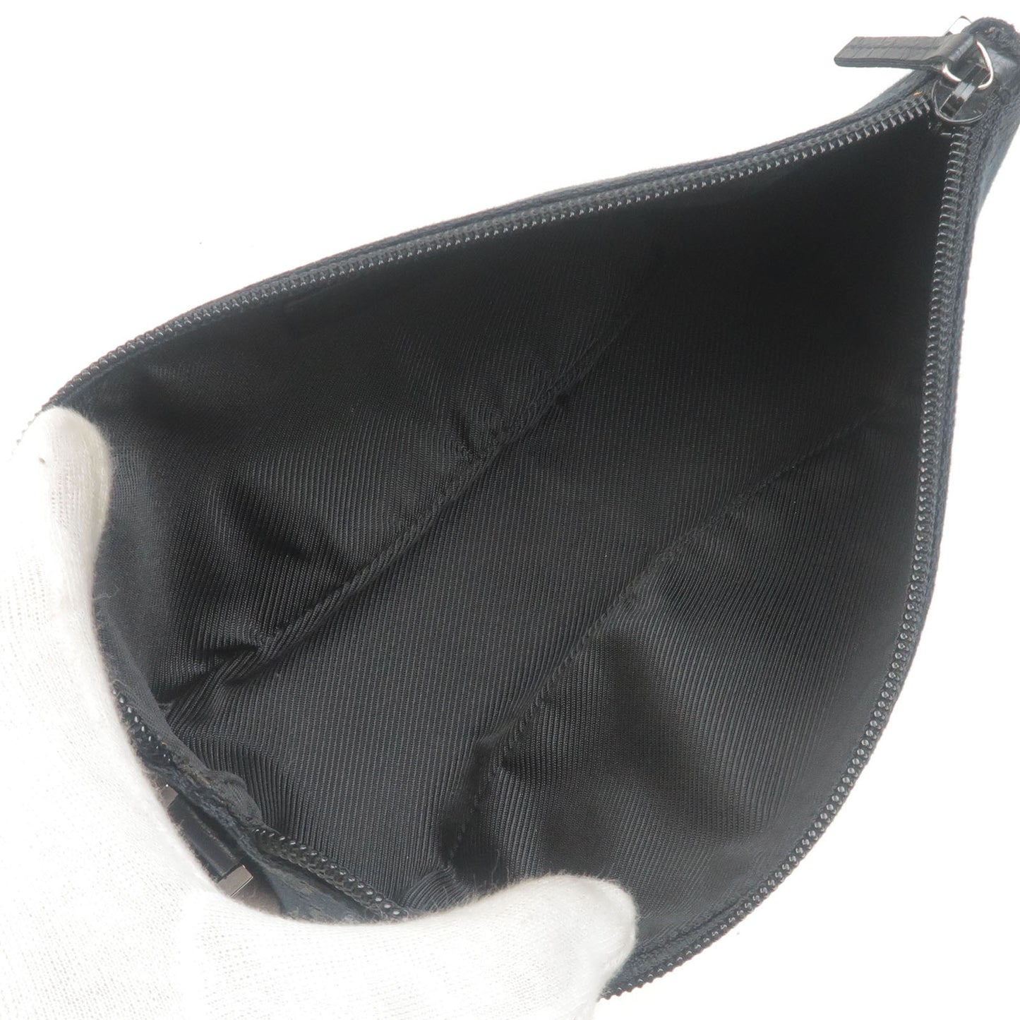 GUCCI GG Canvas Leather Hand Bag Purse Pouch Black 141809