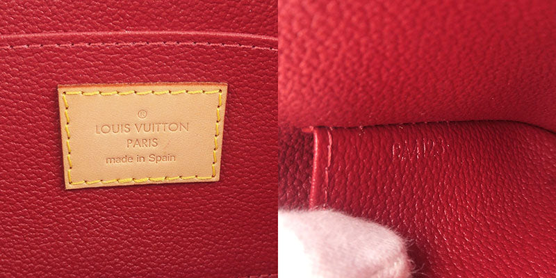 Louis Vuitton Monogram Vernis Pochette Cosmetic Pouch M91496
