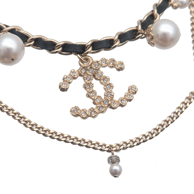chanel pearl necklace preowned vintage