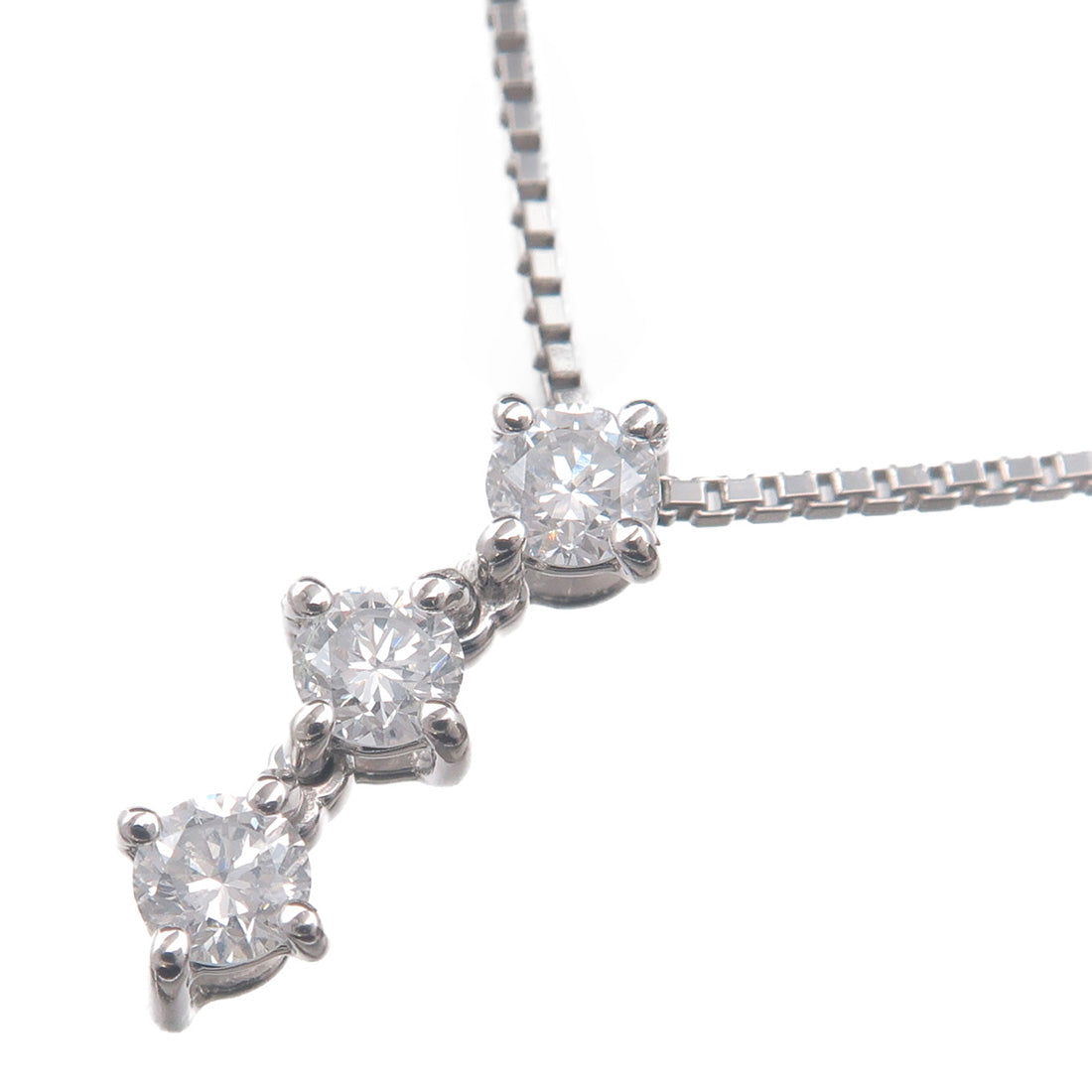 VENDOME-AOYAMA-3P-Diamond-Necklace-0.25ct-PT950-PT850-Platinum