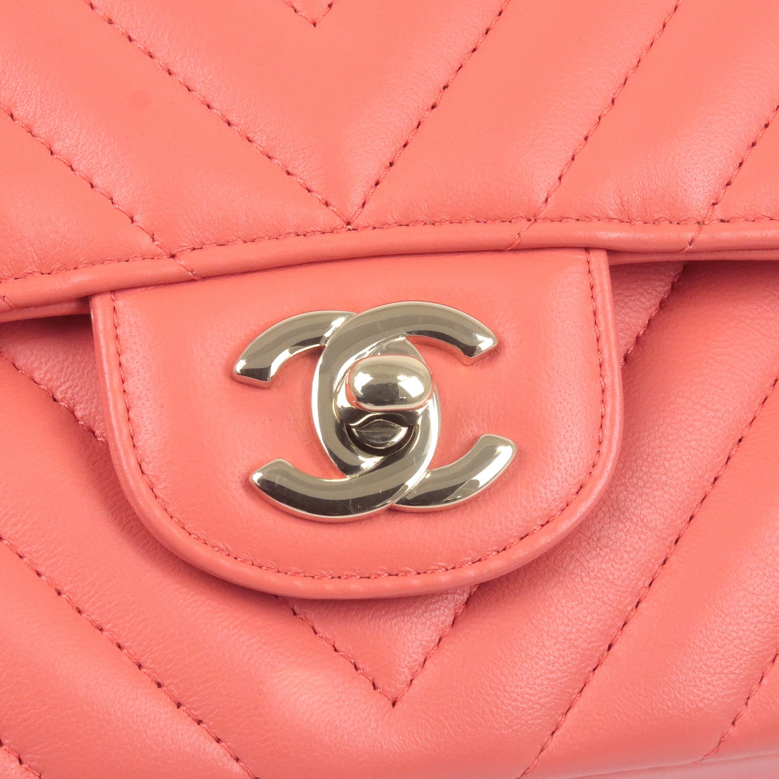 The Colours of Chanel: From Classic to Seasonal