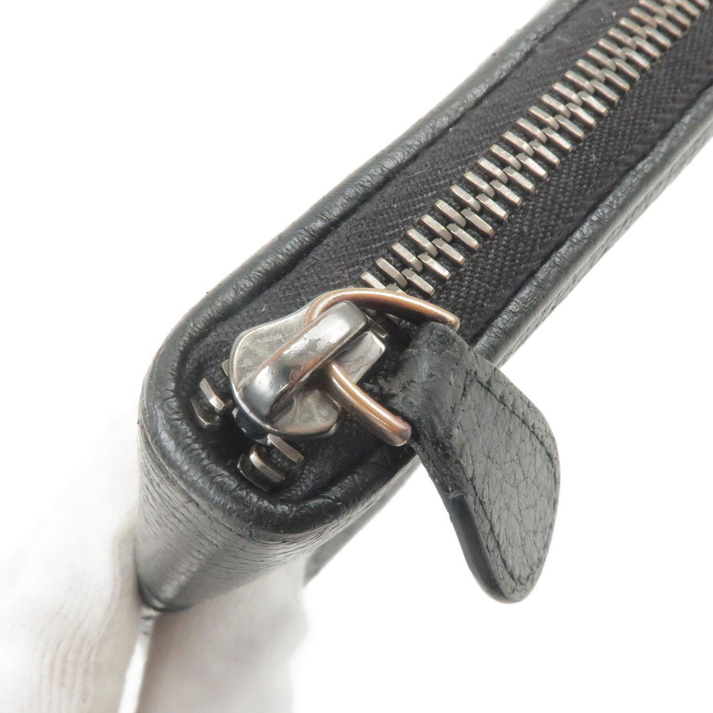 BOTTEGA VENETA Intrecciato Leather Round Zipper Long Wallet Black