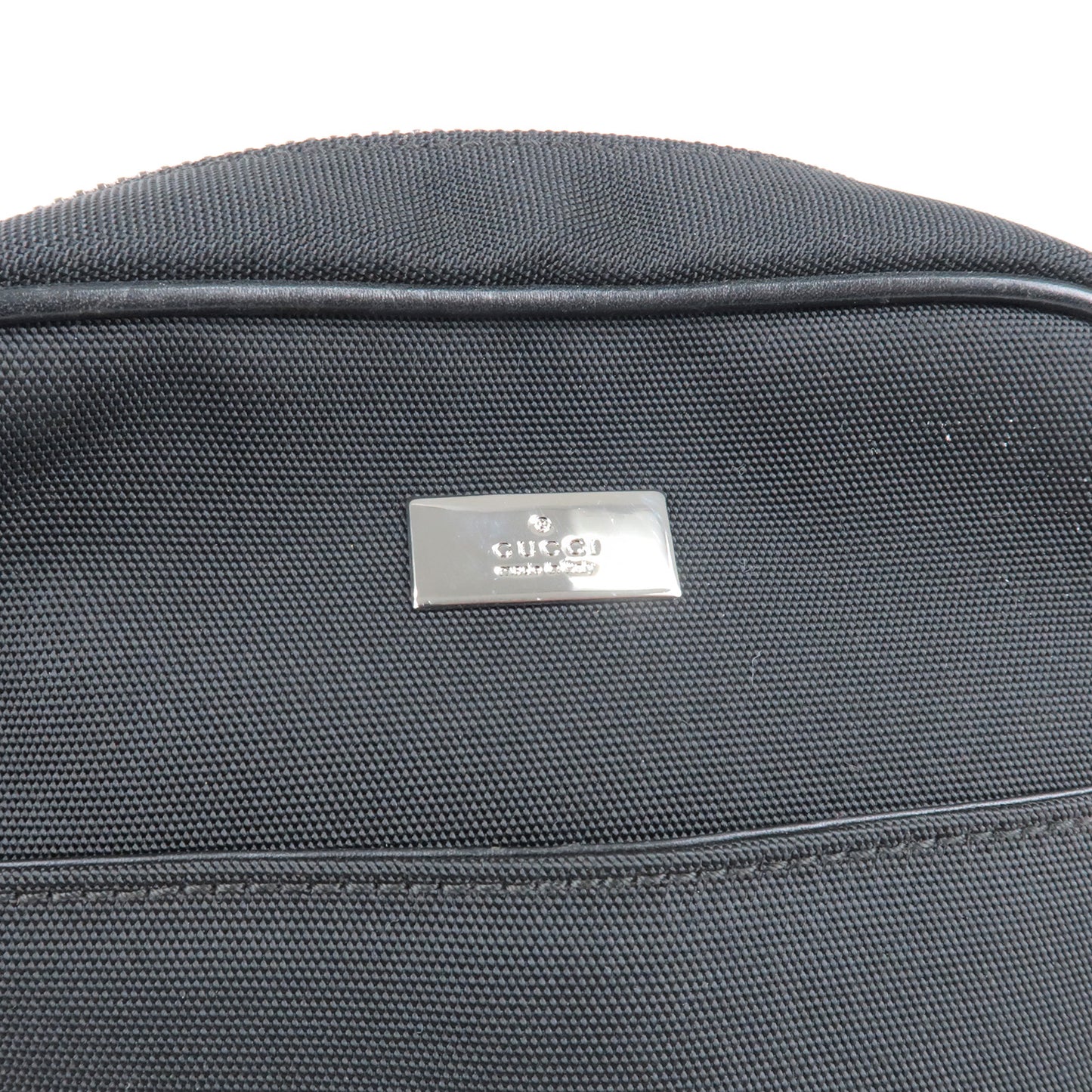 GUCCI Nylon Canvas Leather Shoulder Bag Purse Black 122754