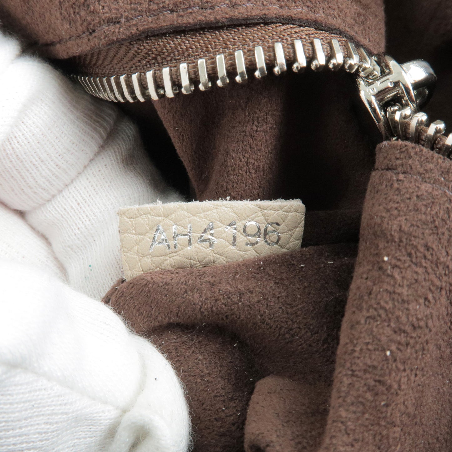 Louis Vuitton Monogram Mahina Babylone PM 2Way Bag Galet M50032