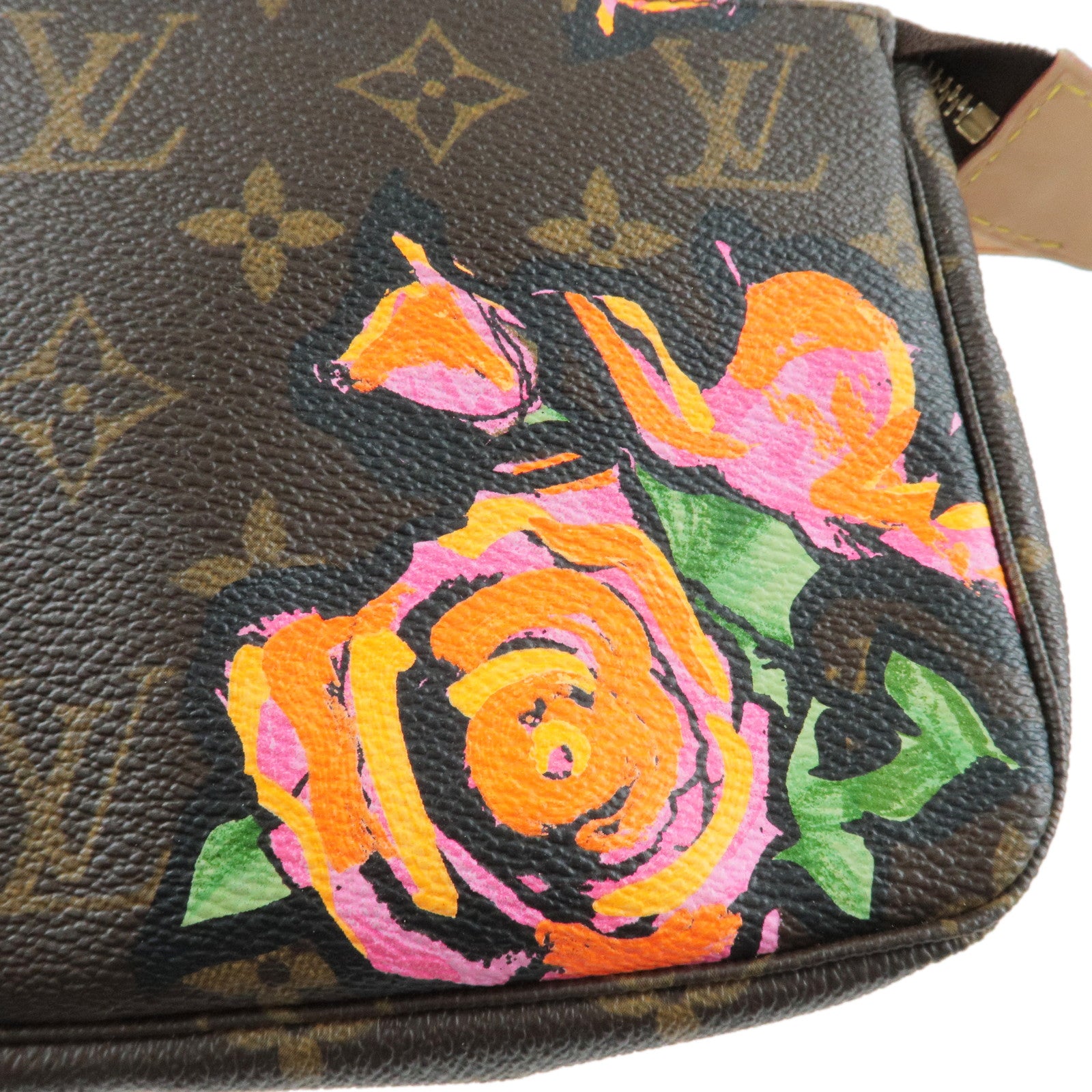 Louis-Vuitton-Monogram-Rose-Pochette-Accessoires-Pouch-M48615