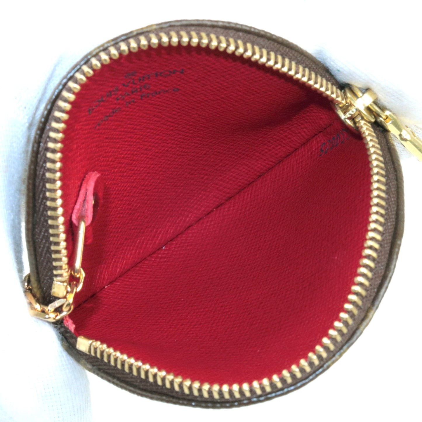 Louis Vuitton horseshoe coin case 109