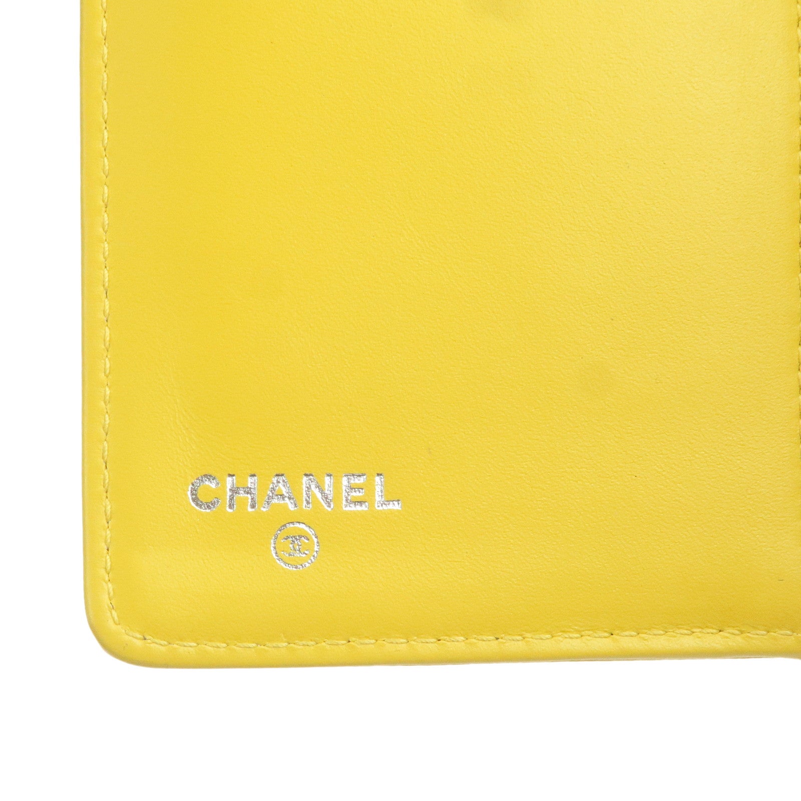 CHANEL-Caviar-Skin-Bi-Fold-Long-Wallet-Yellow-A48651 – dct