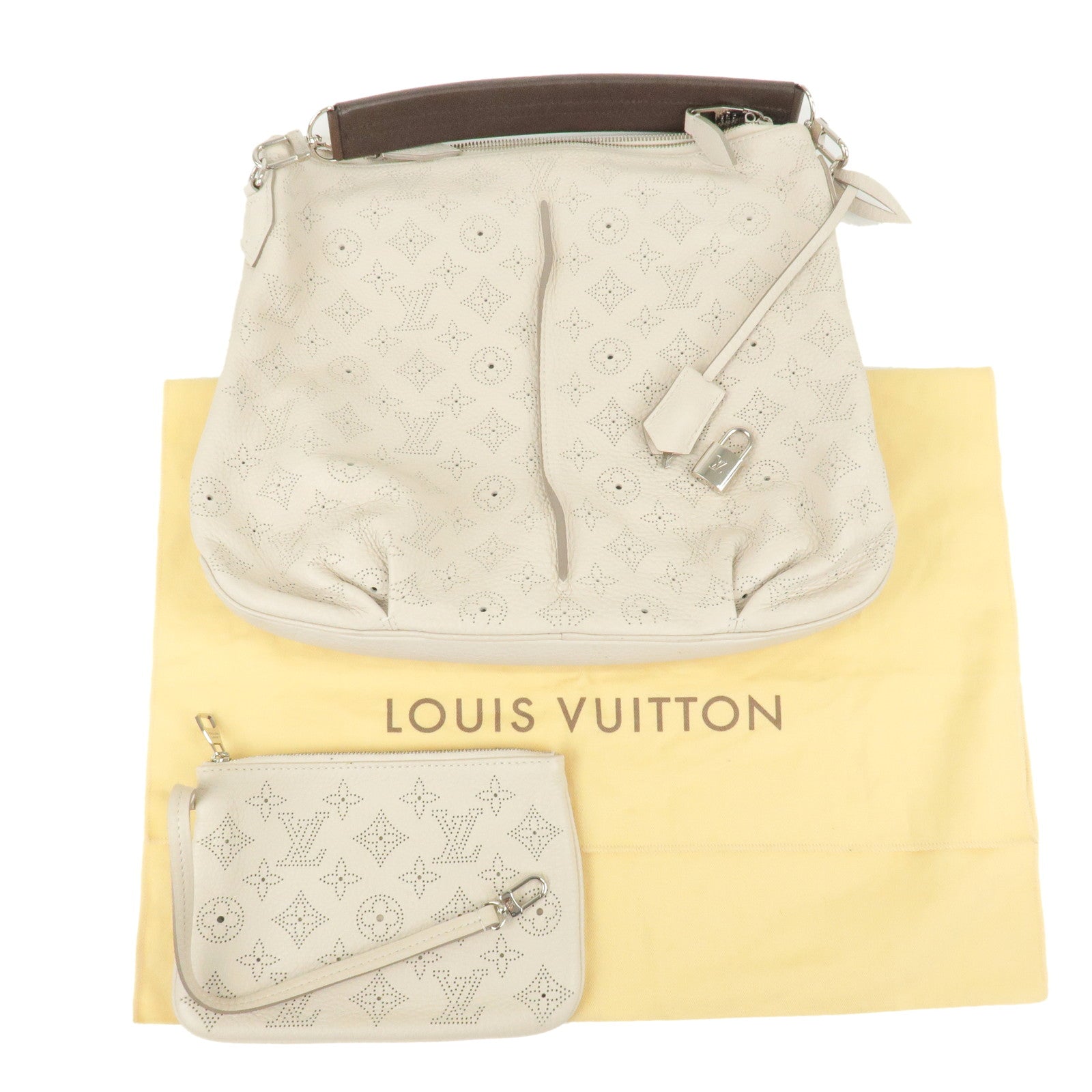 Louis Vuitton Selene Black Leather Shoulder Bag (Pre-Owned)