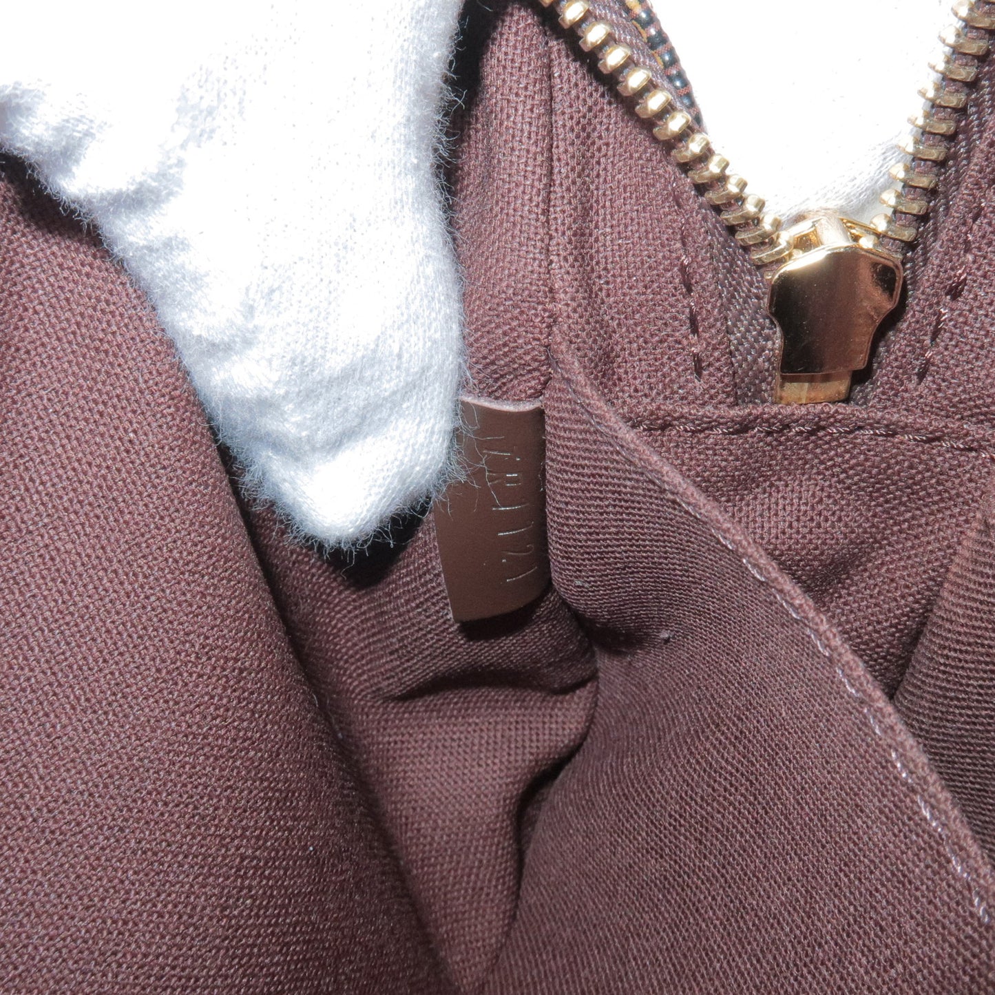 Louis Vuitton Damier Pochette Billets Macao Clutch Bag N61739