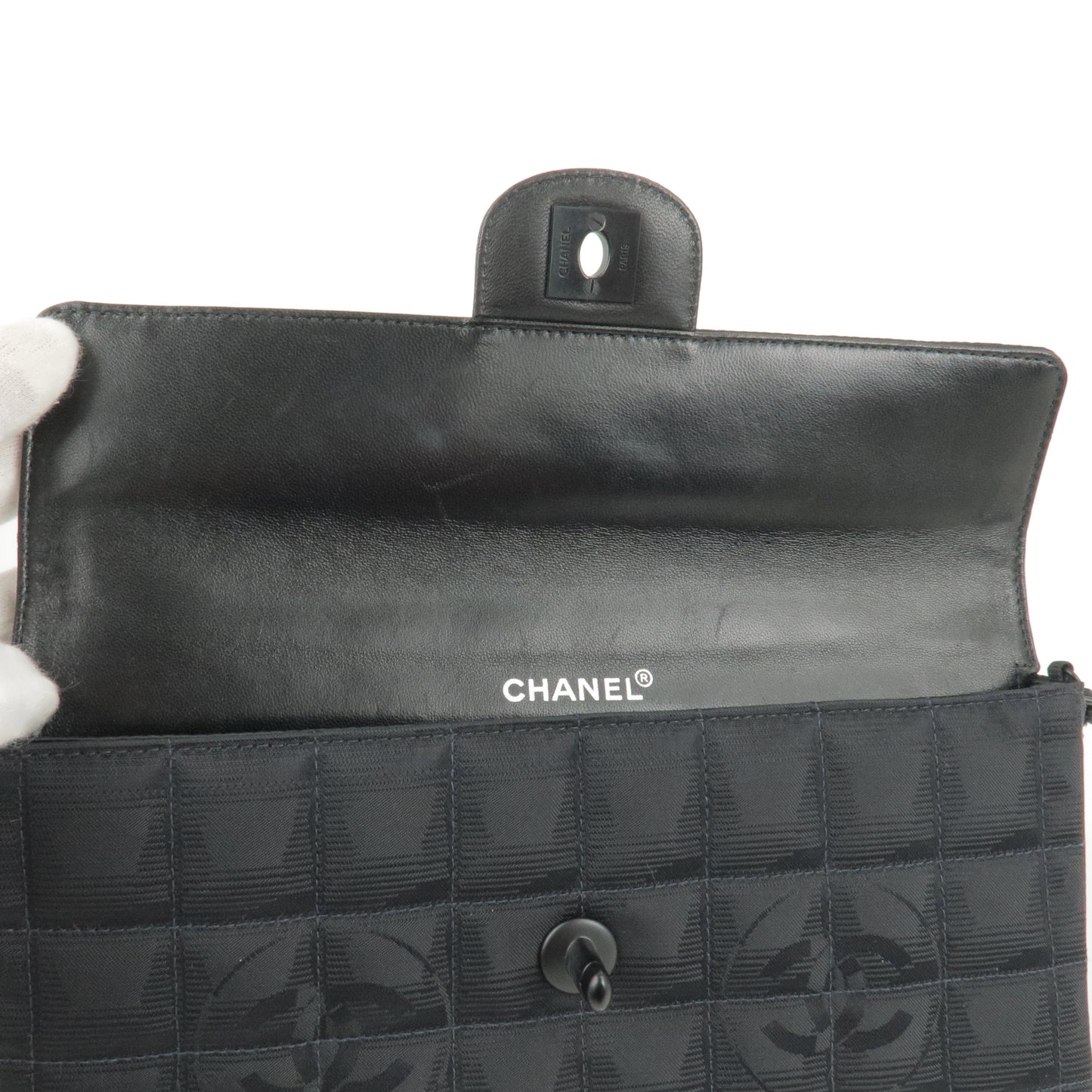 CHANEL New Travel Line Chocolate Bar Nylon Jacquard Chain Bag A15316