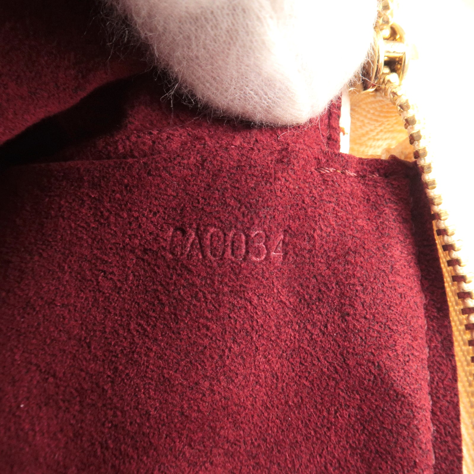 Louis Vuitton Murakami Pochette Accessoires M92649 – Timeless Vintage  Company
