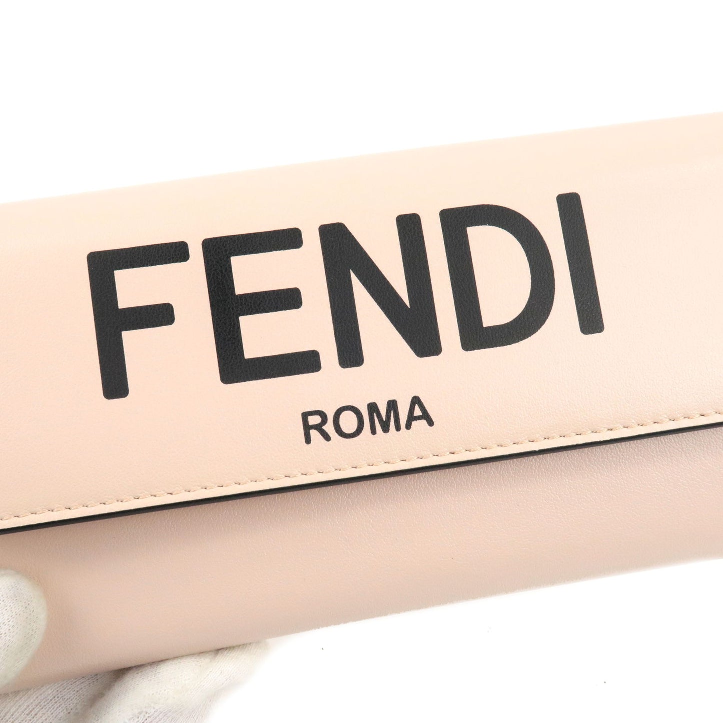 FENDI Leather Chain Wallet WOC Long Wallet Light Pink 8M0365