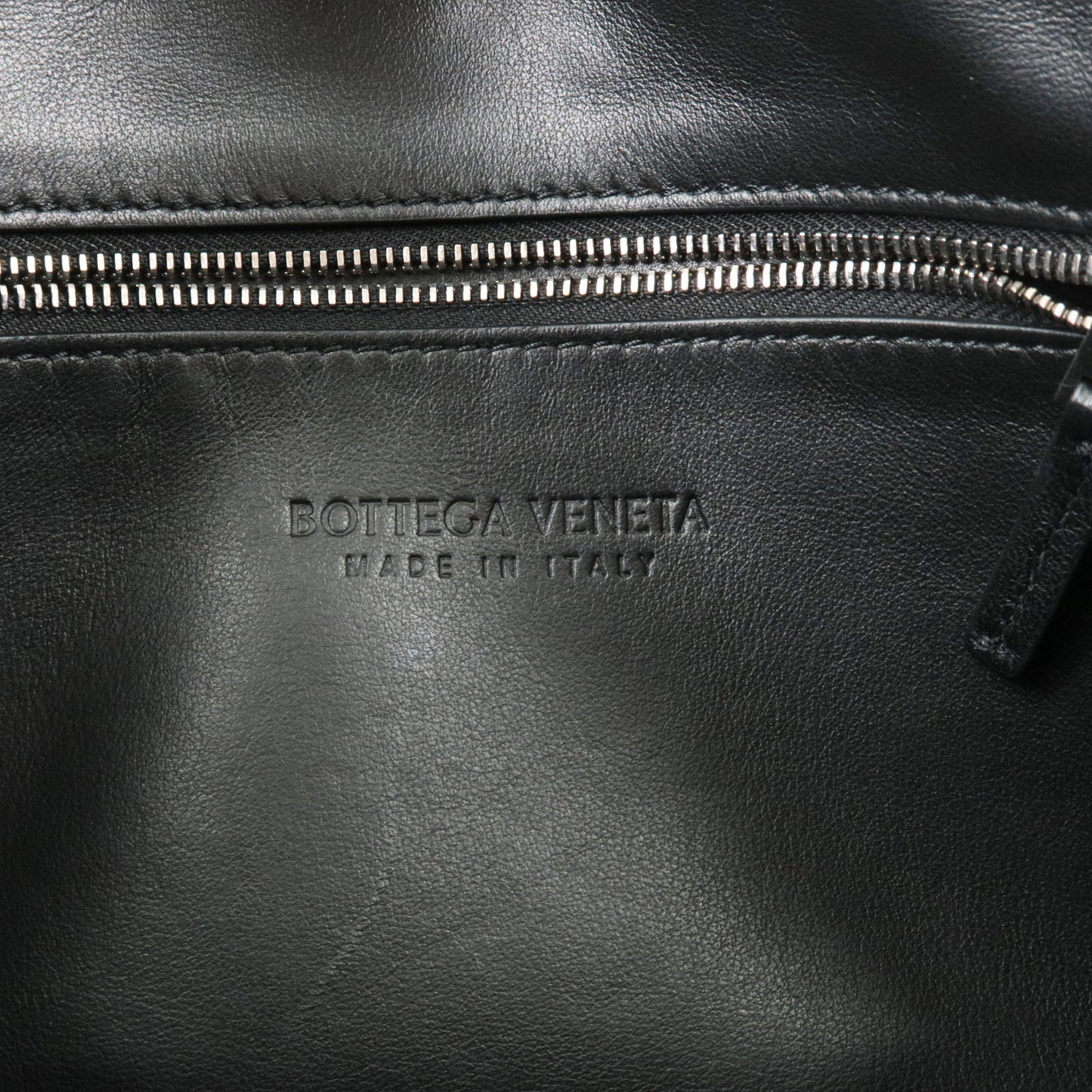 BOTTEGA VENETA Intrecciato Leather Shoulder Bag Black 597329