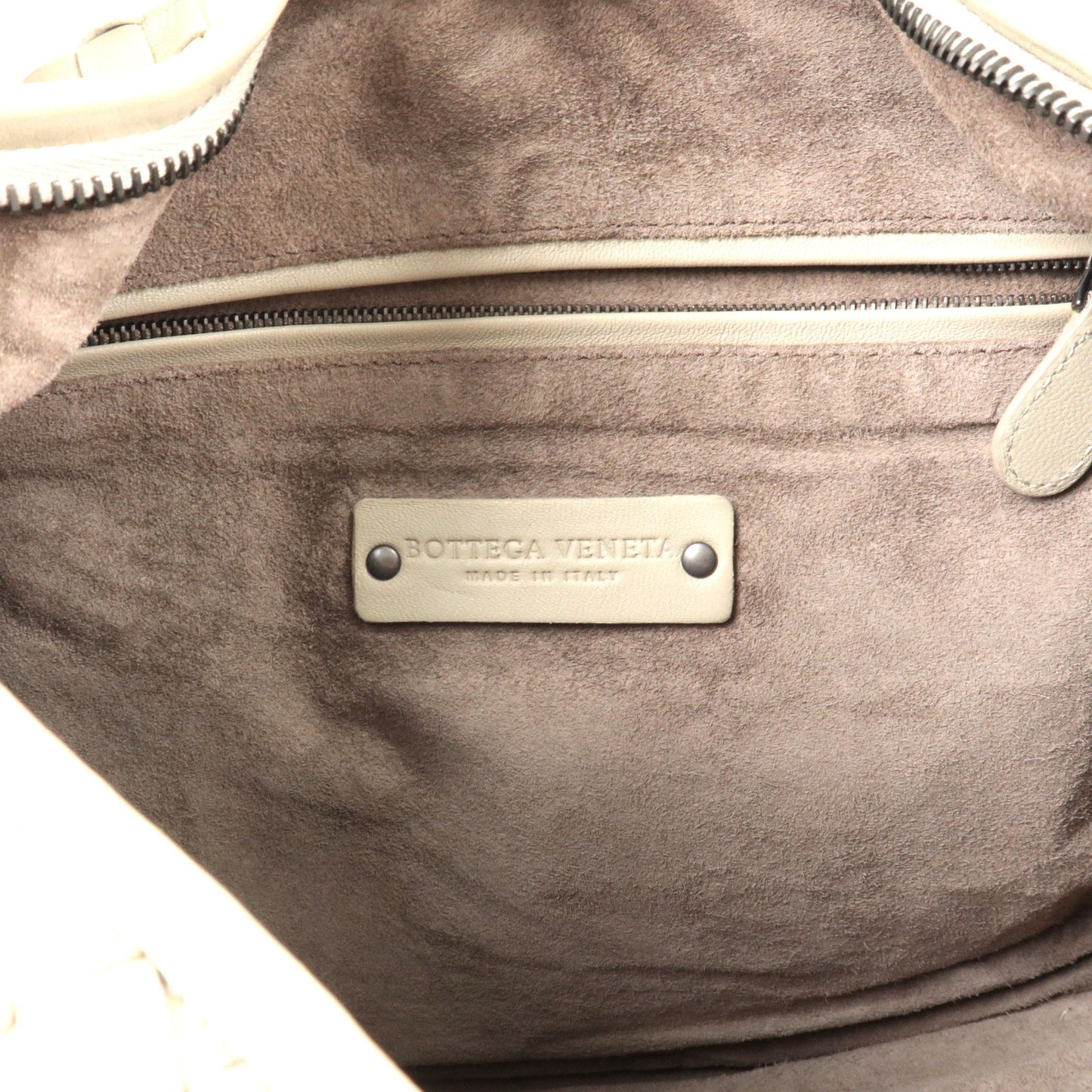BOTTEGA VENETA Intrecciato Leather Shoulder Bag Greige 367637