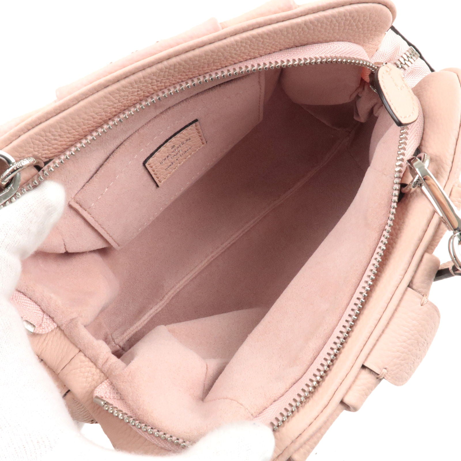 Shop Louis Vuitton MAHINA 2022-23FW Scala mini pouch (M80093
