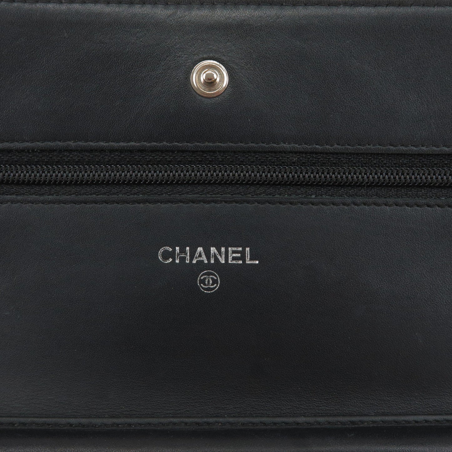 CHANEL Caviar Skin Chain Wallet Purse Black Silver A48654