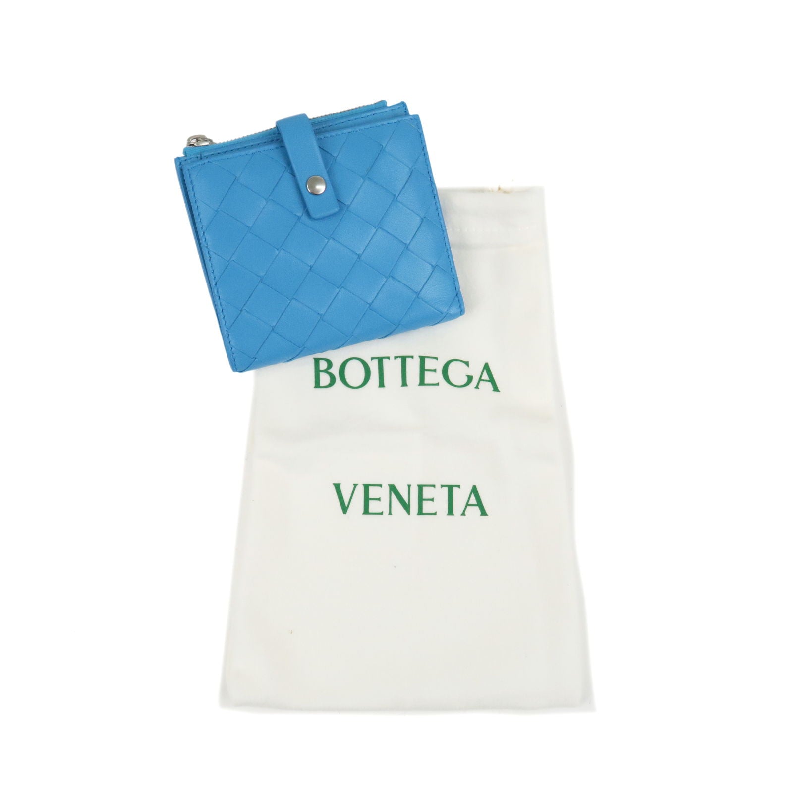 Bottega Veneta® Women's Small Intrecciato Bi-Fold Zip Wallet in Taupe. Shop  online now.