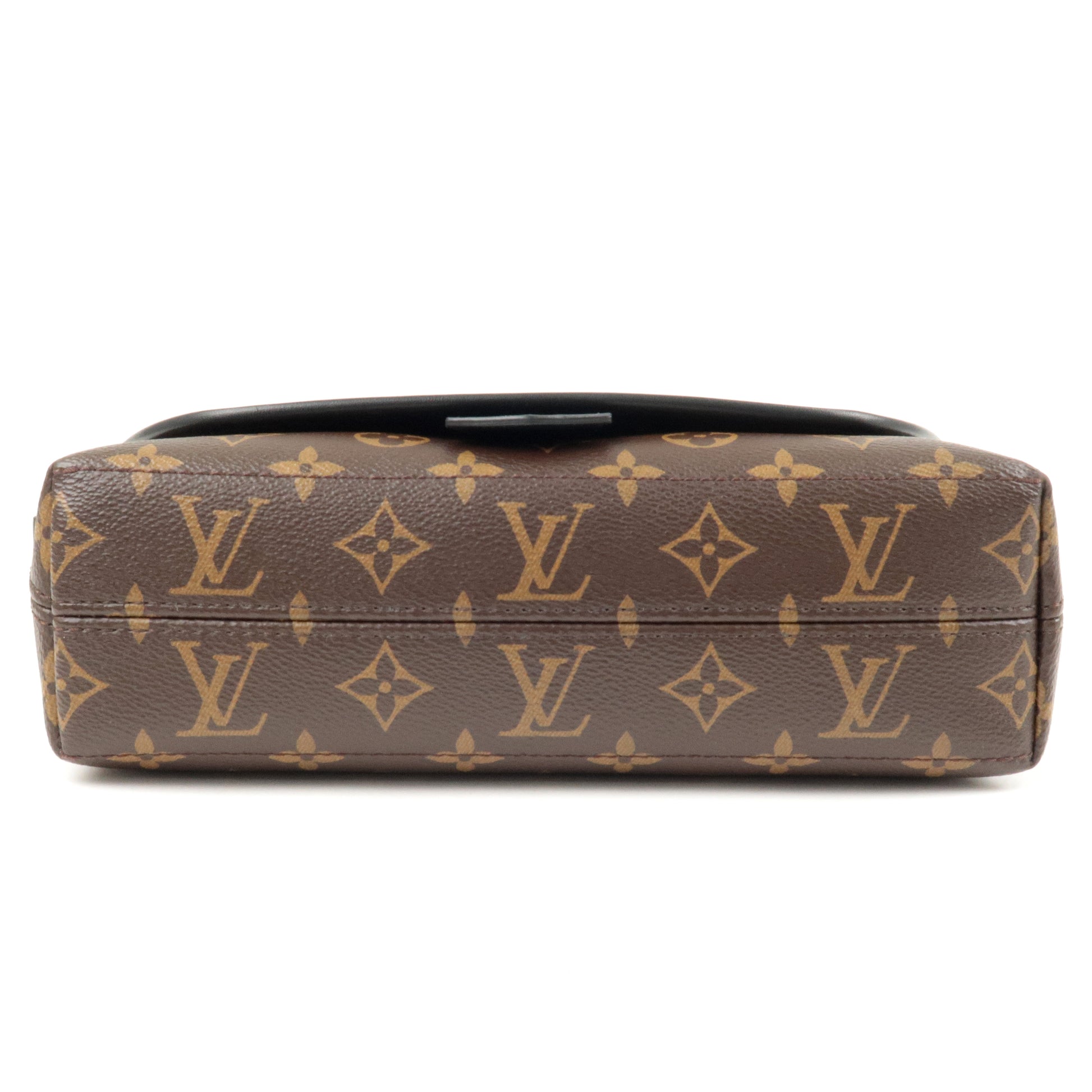 Shop Louis Vuitton MONOGRAM Magnetic messenger (M45557) by
