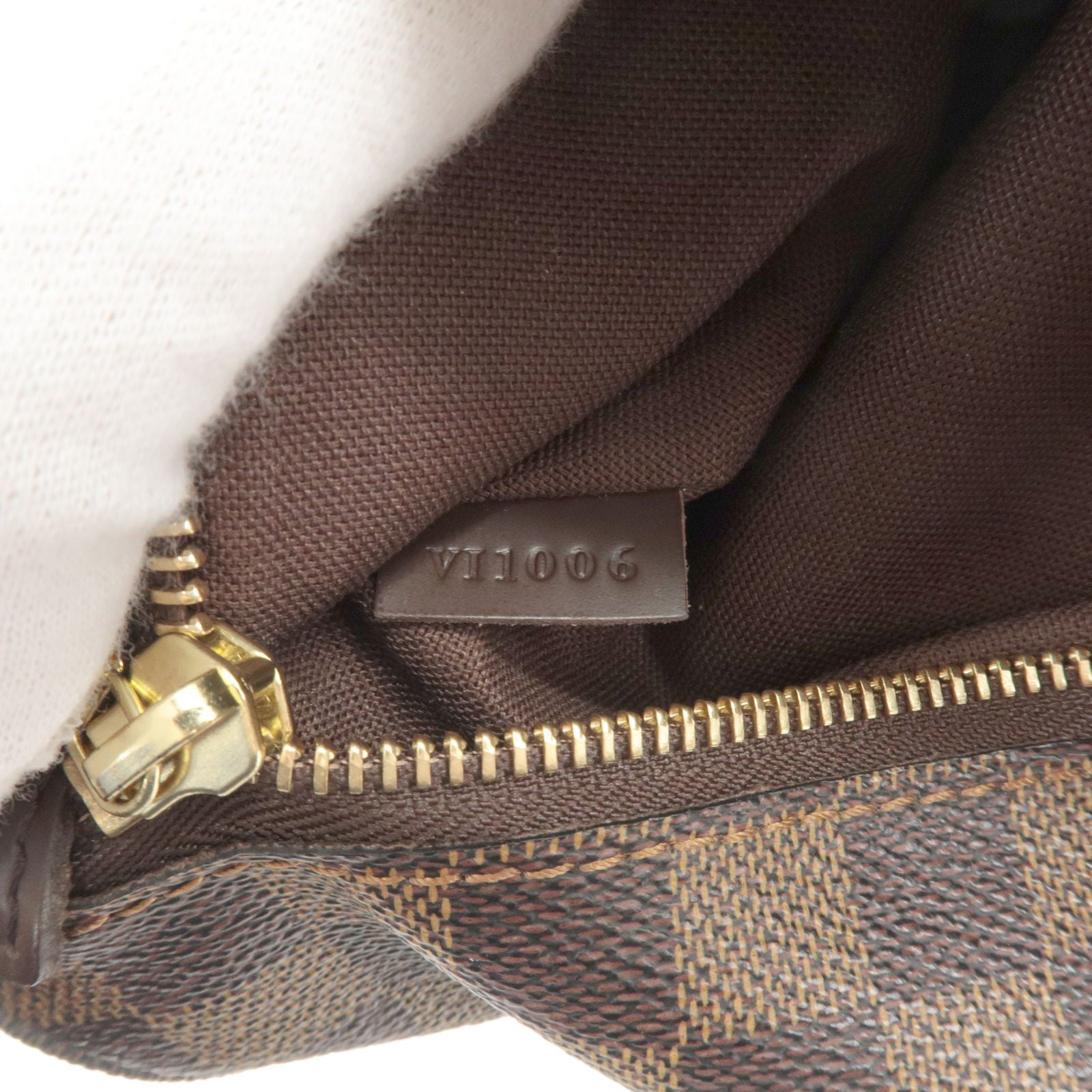 Bum - Bag - Louis Vuitton Pre-Owned 2005 pre-owned Damier Ebène Rift  crossbody bag - N51172 – dct - ep_vintage luxury Store - Waist - Body - Bag  - Louis - Vuitton - Bag - Damier - Melville