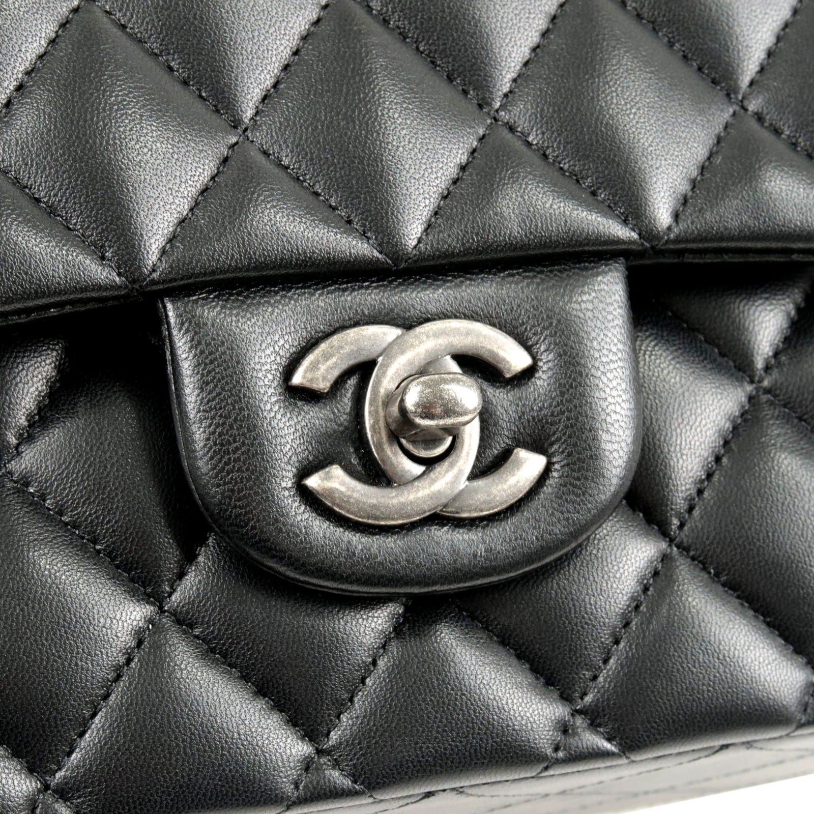 CHANEL-Matelasse-Lamb-Skin-Medium-Chain-Flap-Bag-Black – dct-ep_vintage  luxury Store