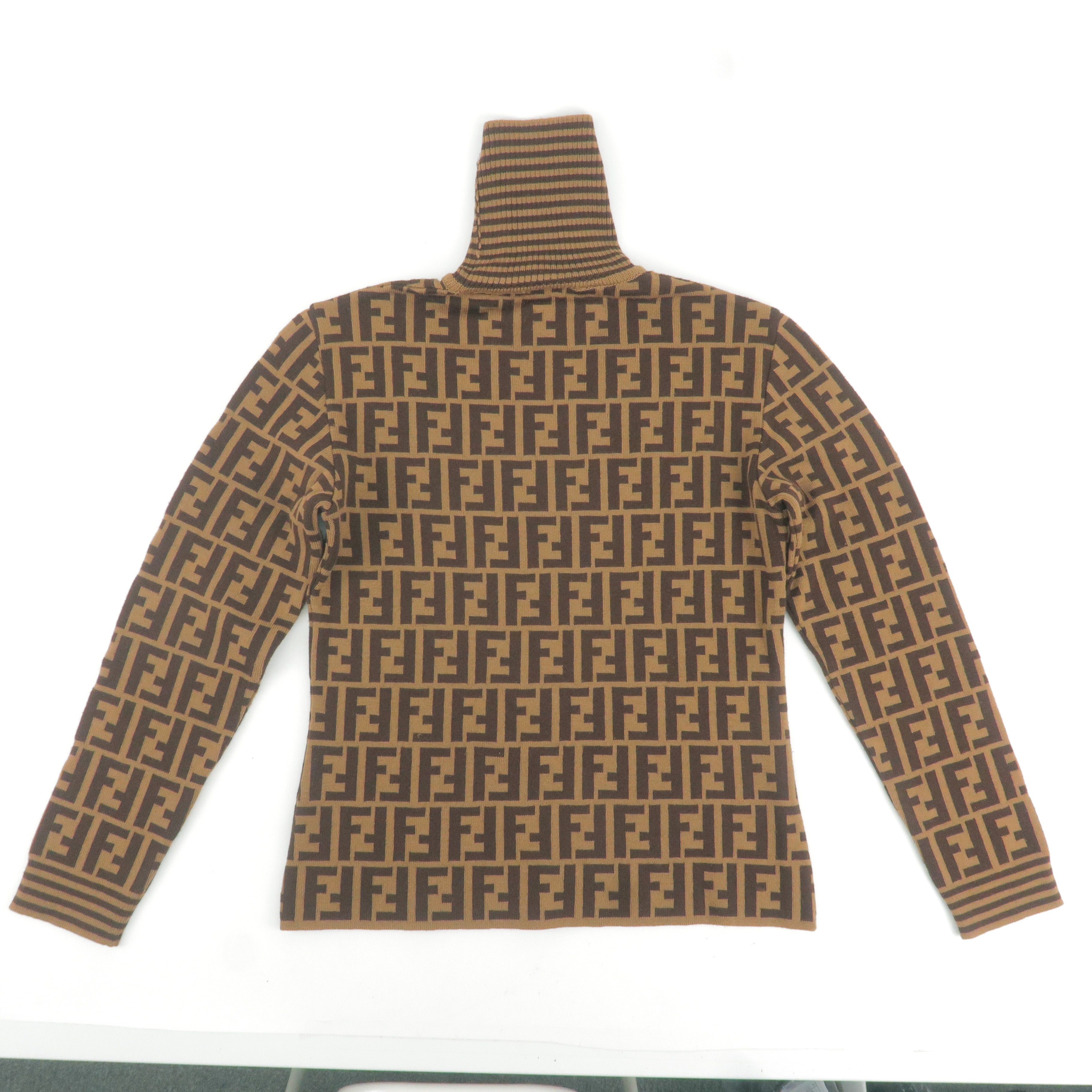 Fendi hotsell zucca sweater