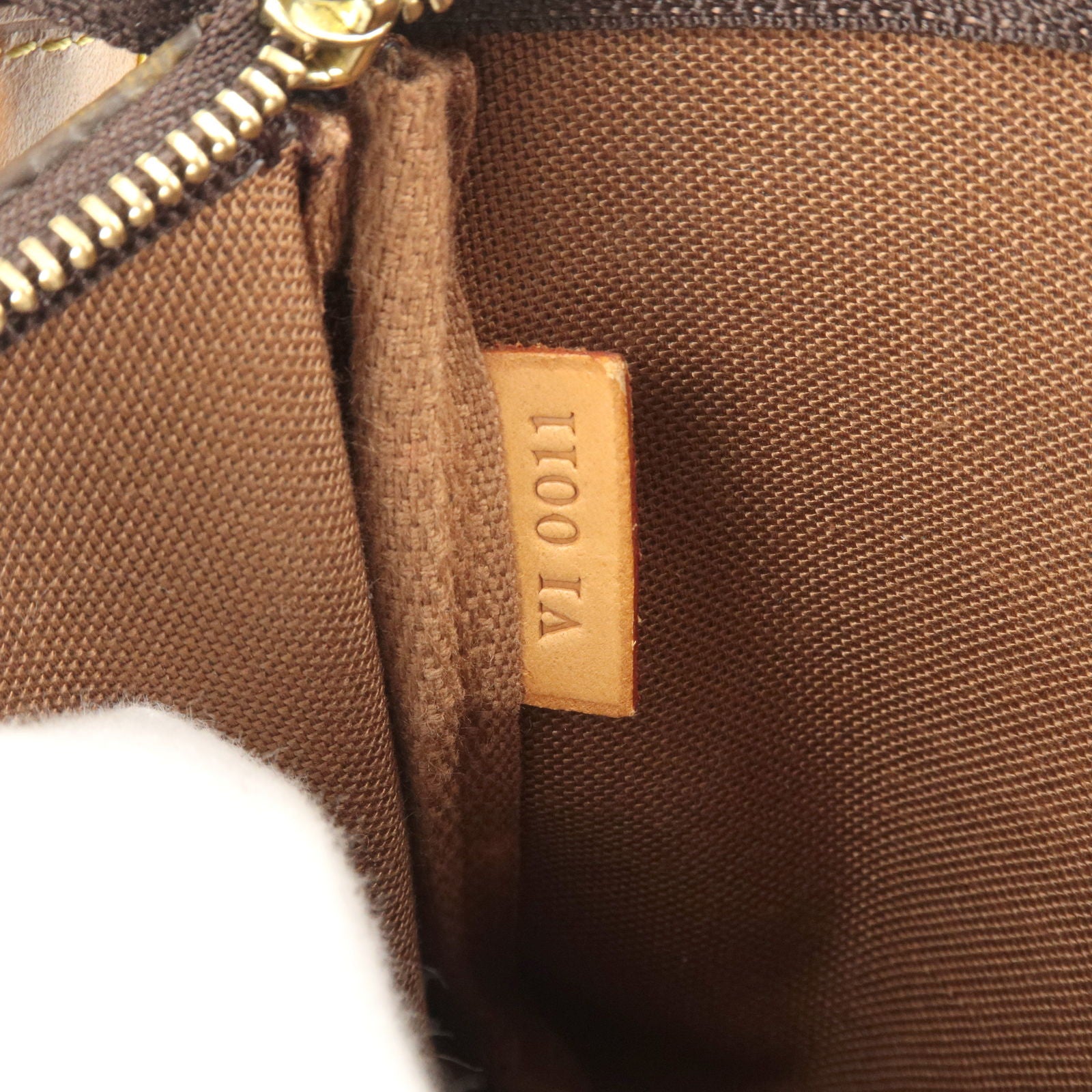 3ac2817] Auth Louis Vuitton Pouch Monogram Pochette Accessory M51980