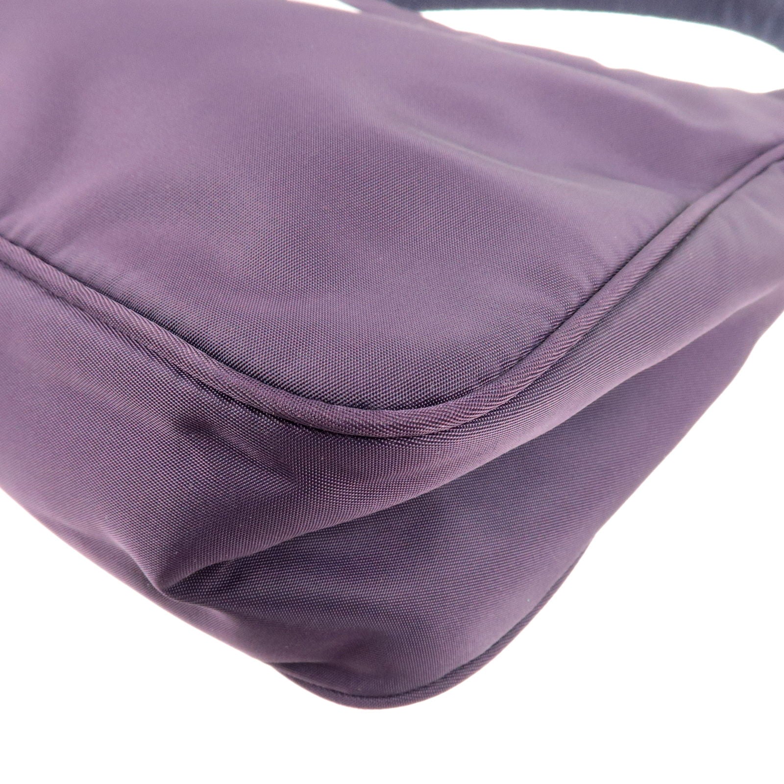 Buy Pre-owned & Brand new Luxury Prada Purple Leather Zip Around  Continental Wallet Online | Luxepolis.Com