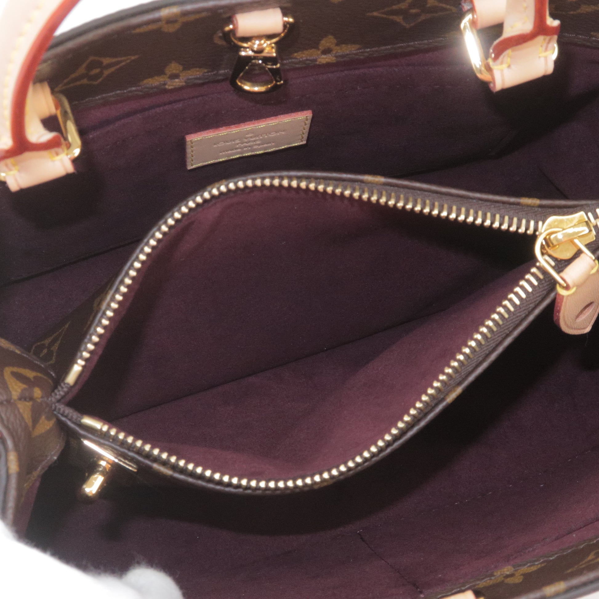 Louis Vuitton Montaigne Black Canvas Handbag (Pre-Owned)