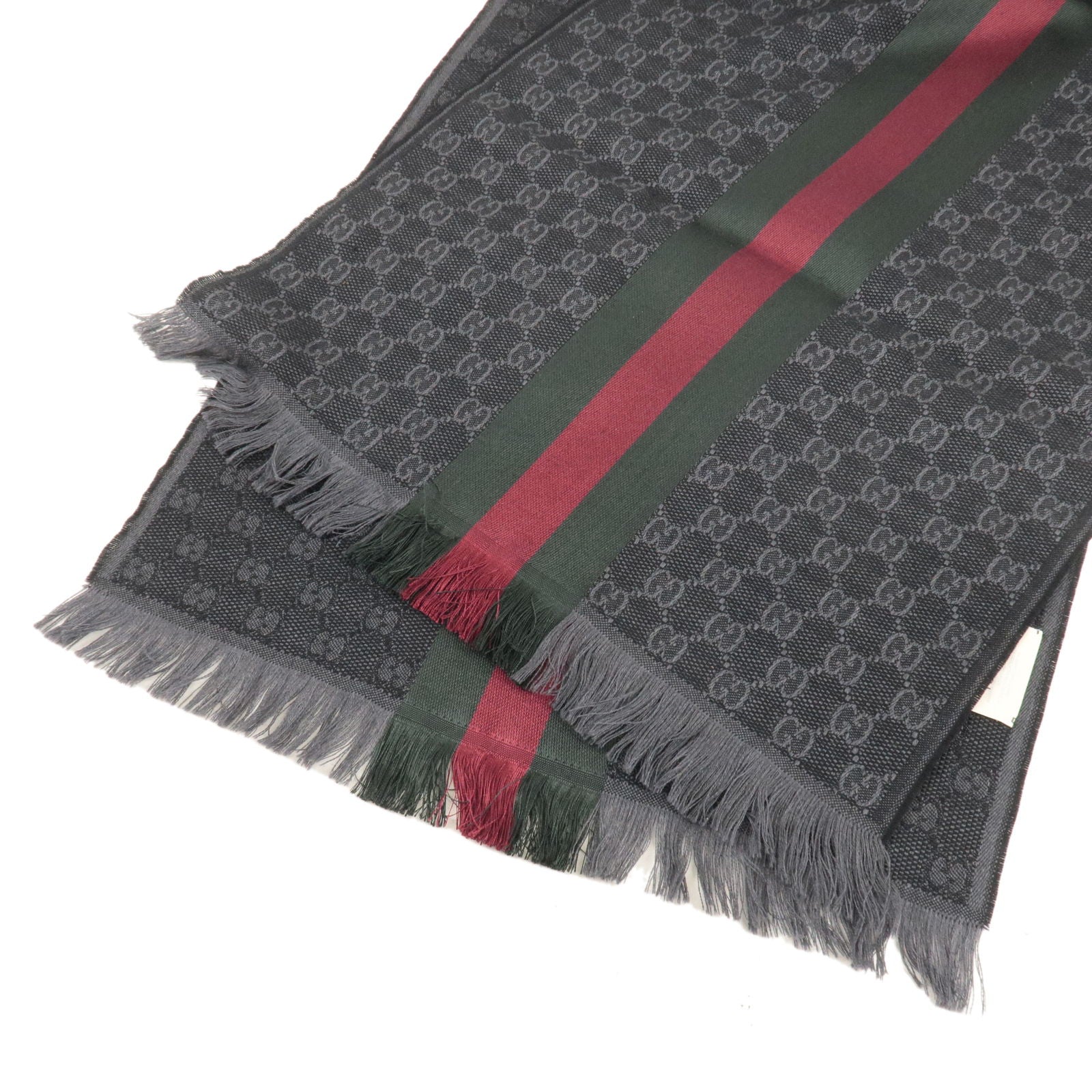 GUCCI-Sherry-GG-80%-Wool-20%-Silk-Scarf-for-Men-Gray-147351