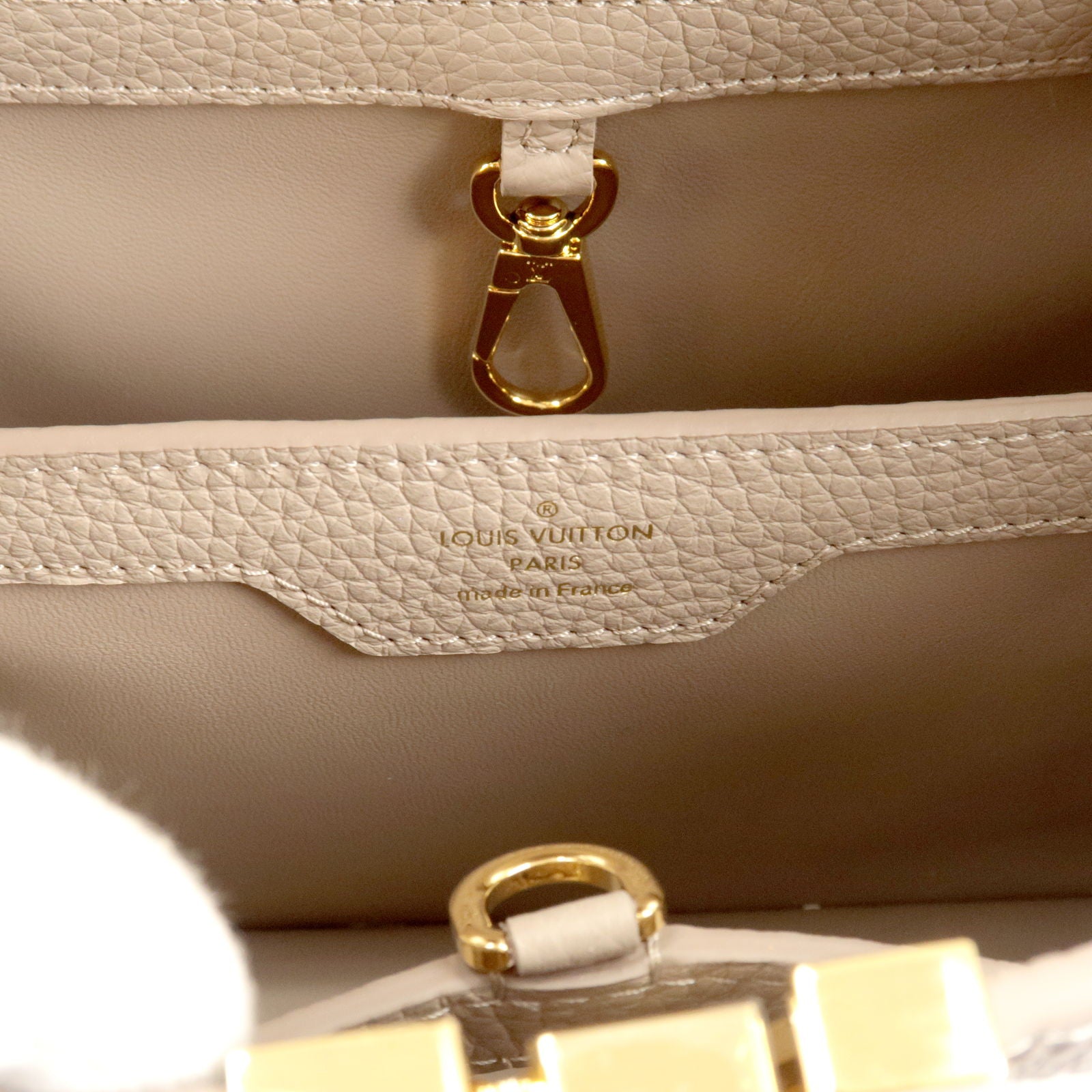 Louis-Vuitton-Capucines-BB-Taurillon-Leather-2Way-Bag-M59699 – dct