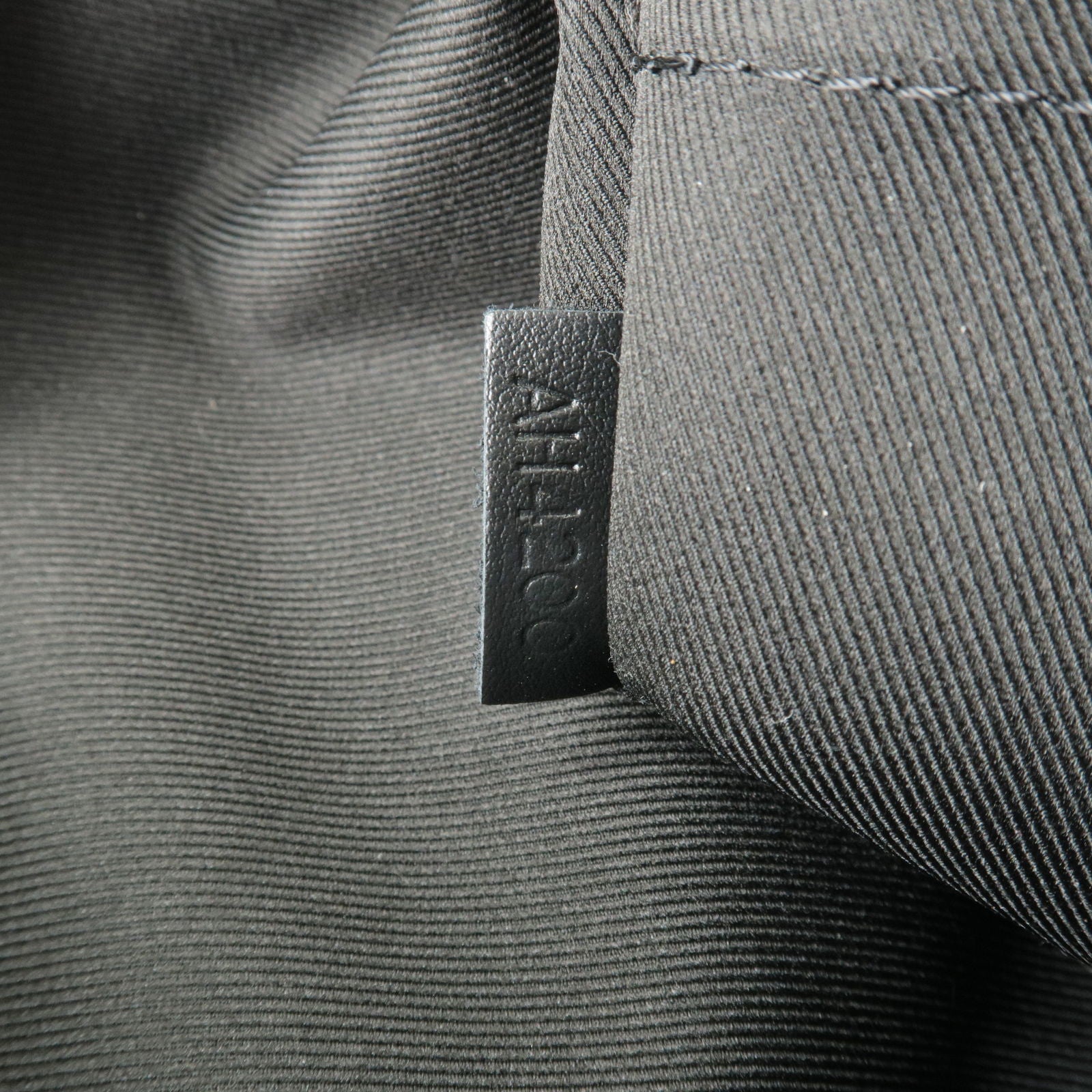 Louis-Vuitton-Monogram-Odeon-NM-PM-Crossbody-Bag-Noir-M45353 – dct