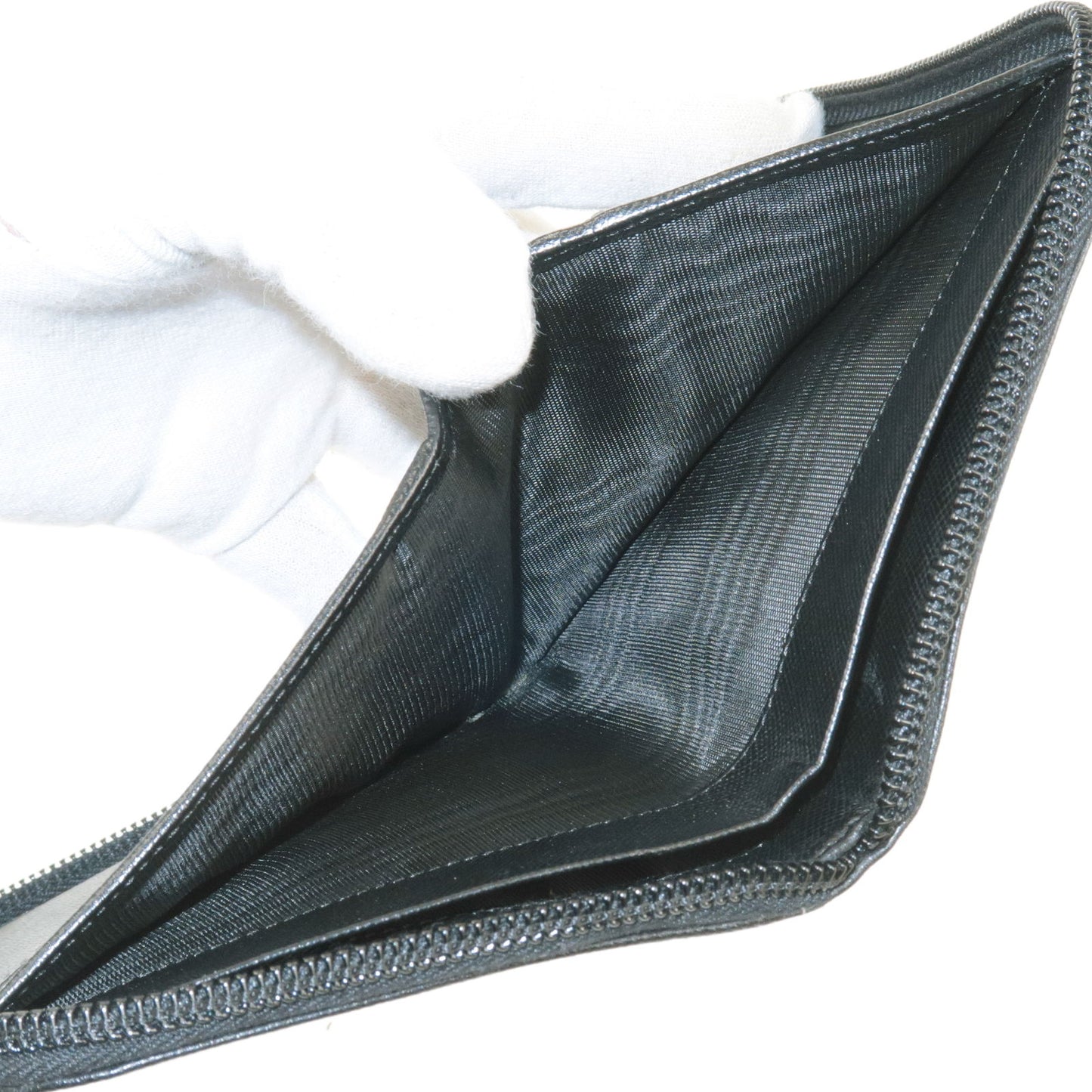 PRADA Logo Leather Round Zippy Small Wallet Black M606A