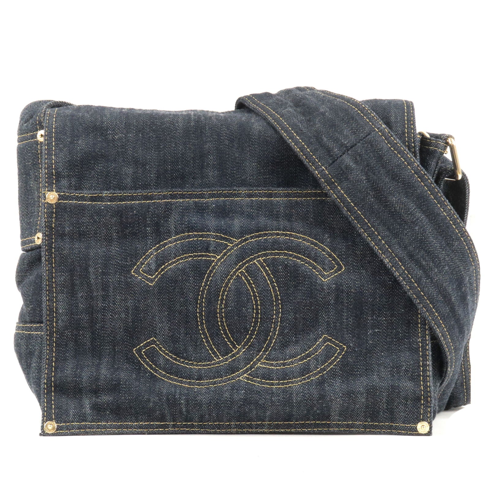 Bonhams : Tri-Colour Valentine Small Classic Flap Bag, Chanel, limited  edition 2014, (Includes serial sticker, authenticity card, original receipt,  and dust bag)