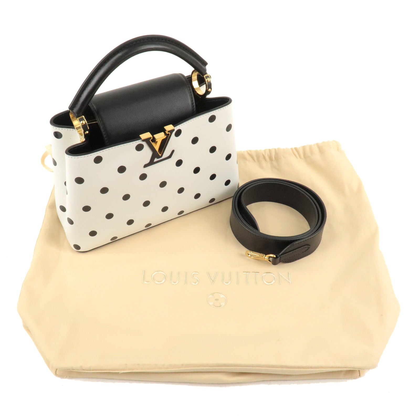 Louis+Vuitton+Capucines+Shoulder+Bag+Black+Leather for sale online