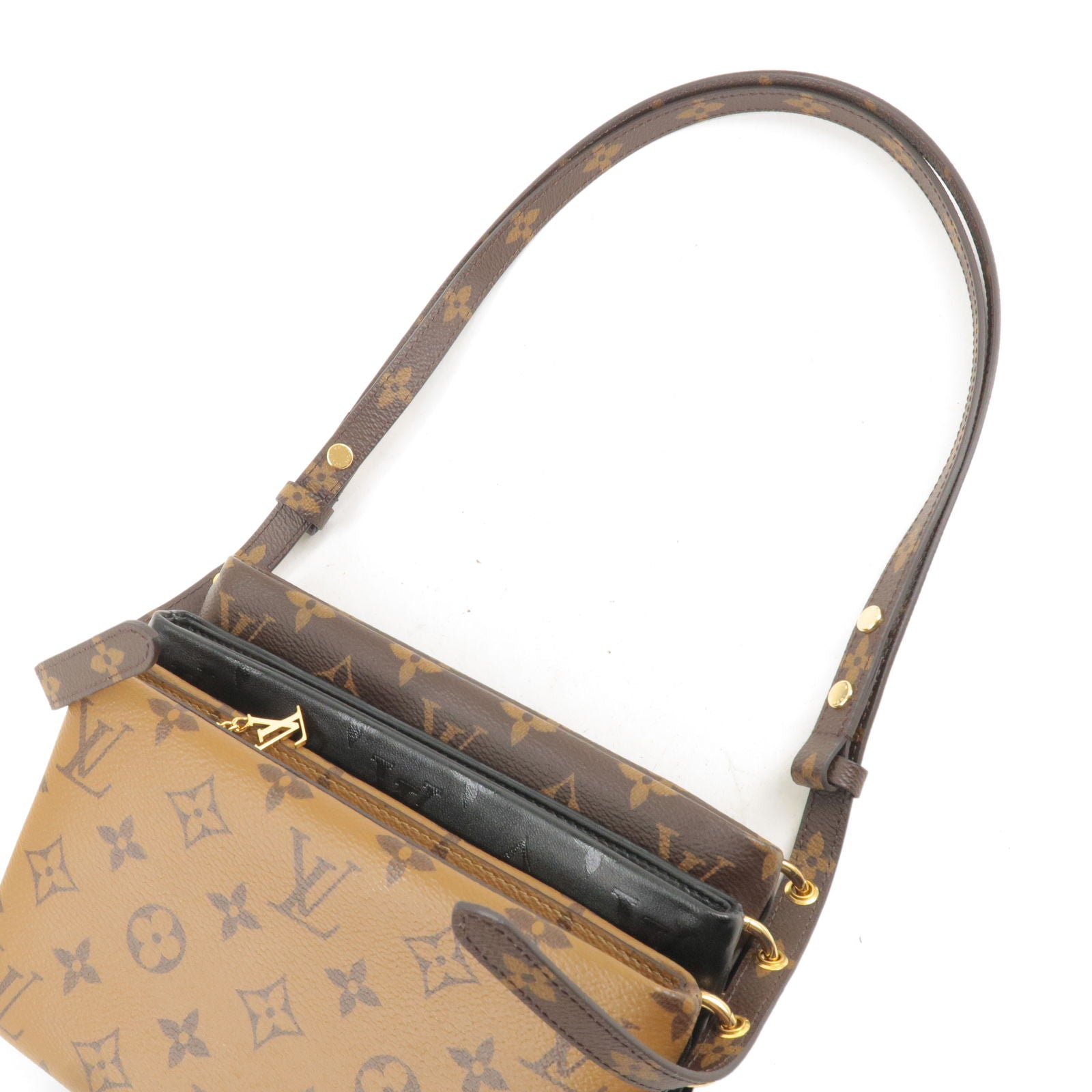 Louis Vuitton Pouche LV3 Bag