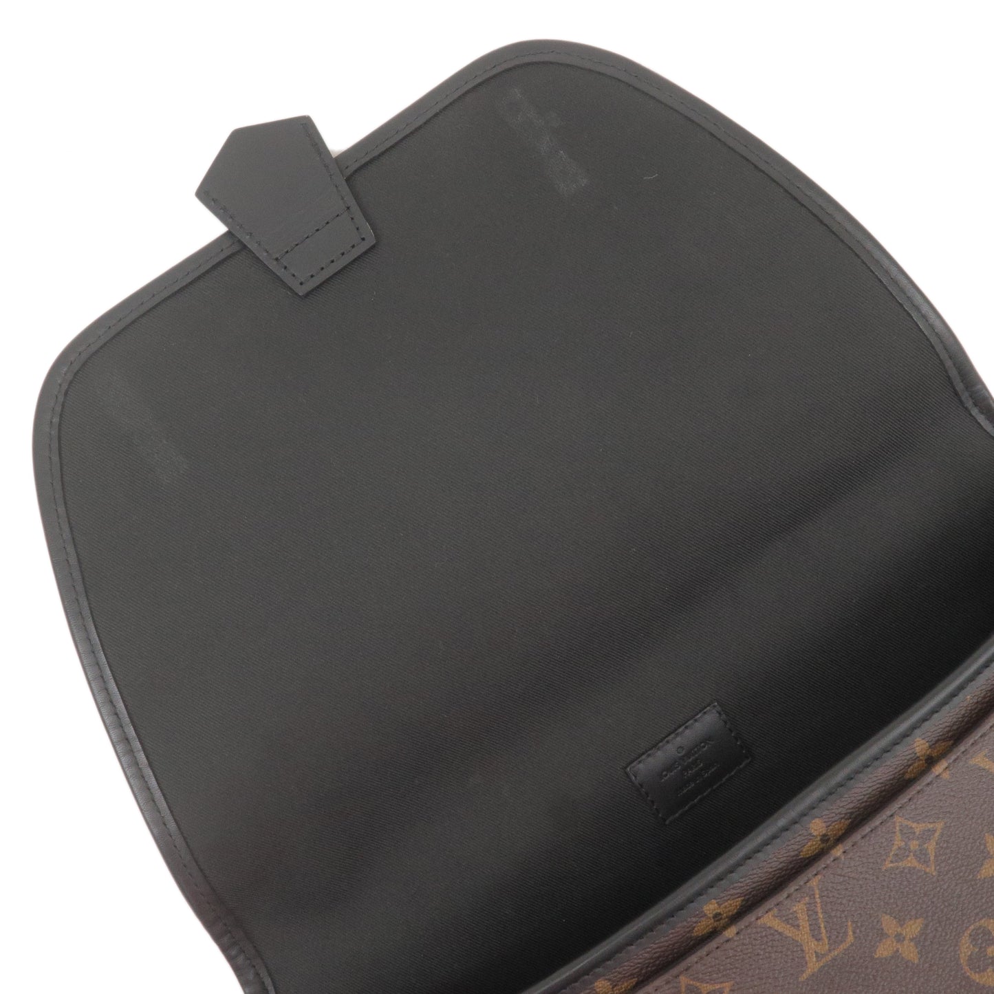 Louis Vuitton Maccasar Magnetic Crossbody Messanger Bag M45557