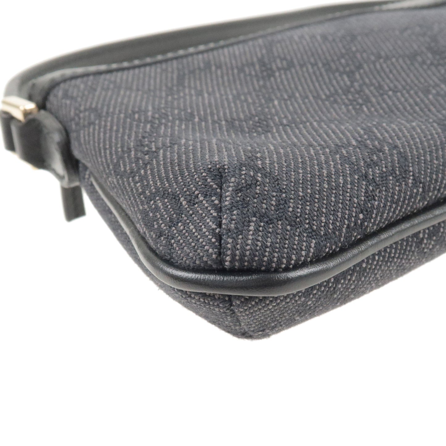 GUCCI GG Denim Small Leather Shoulder Bag Pouch Black 272381