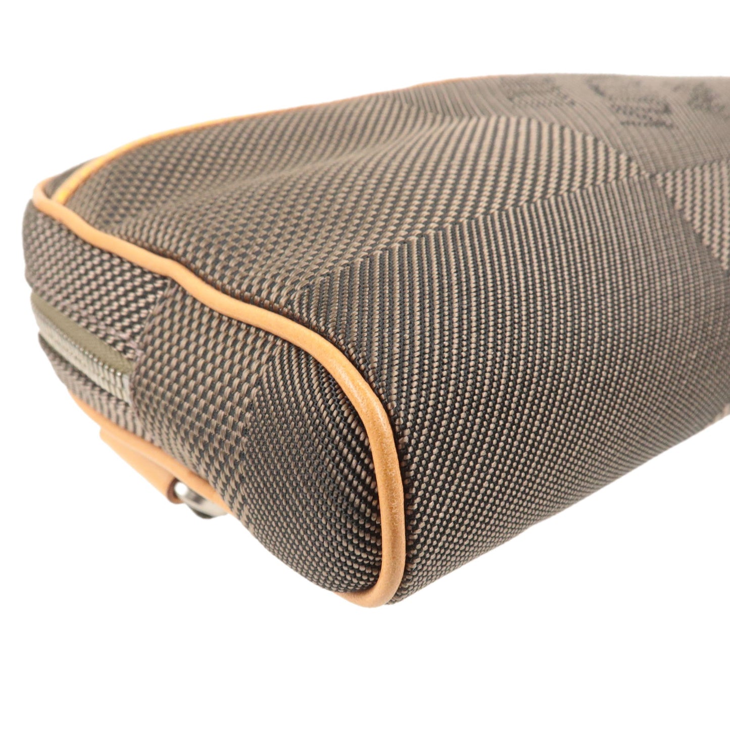 Louis Vuitton Acrobate Waist Bag E2308874 – Arken Luxury