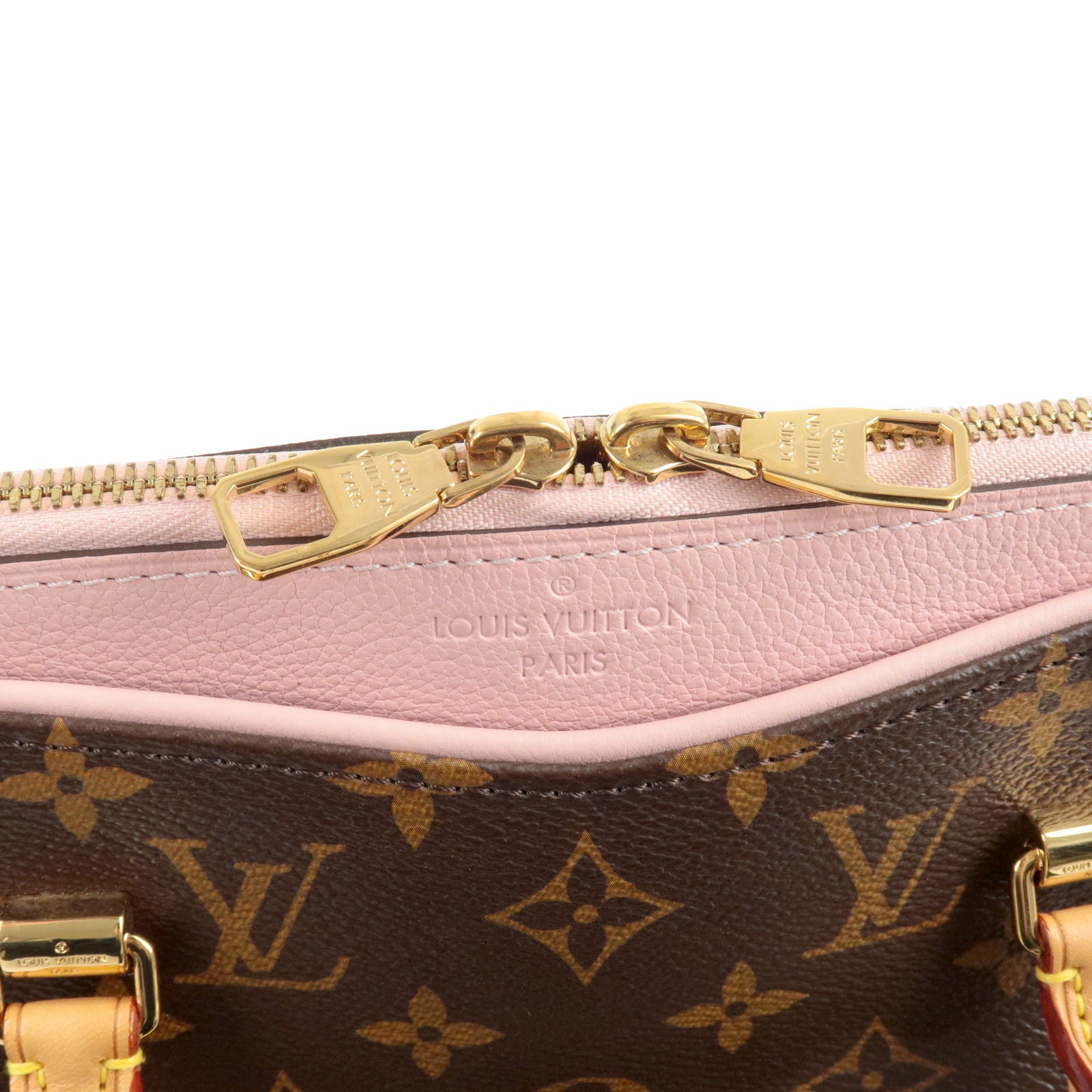 Louis Vuitton Pallas BB  Louis vuitton handbags, Vintage louis
