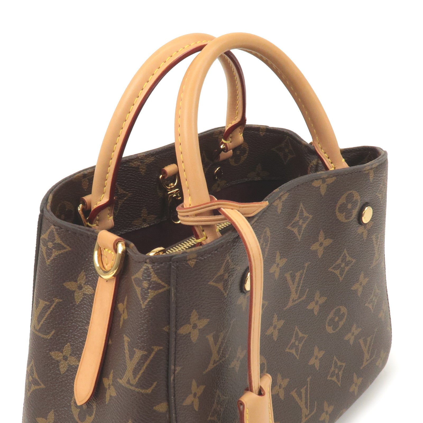 how much does louis vuitton make a day